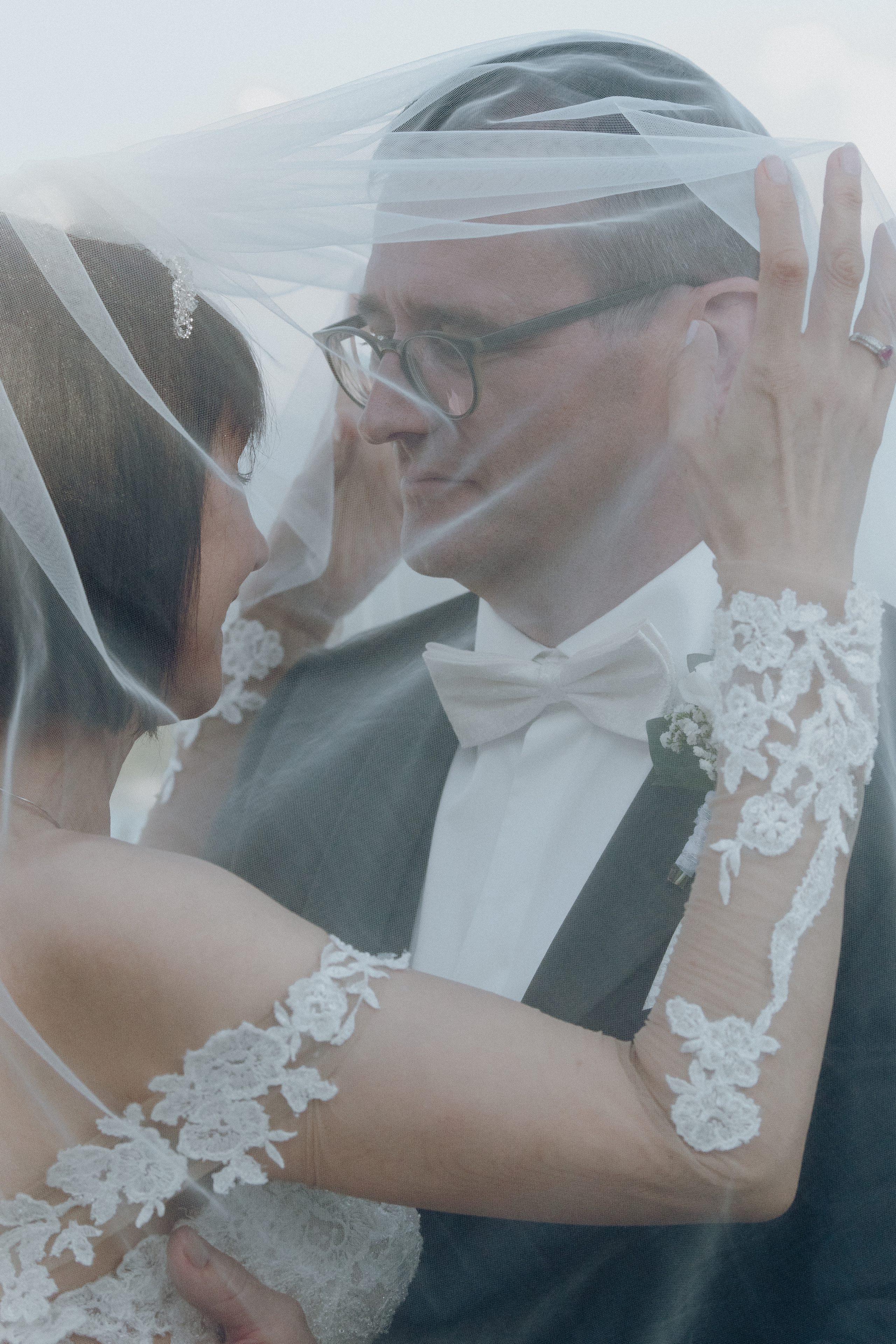 MARCELA & BRUNO Castle Gütsch in Luzern, Switzerland. I am Elena Altendorfer. Wedding photographer in Zurich and Switzerland