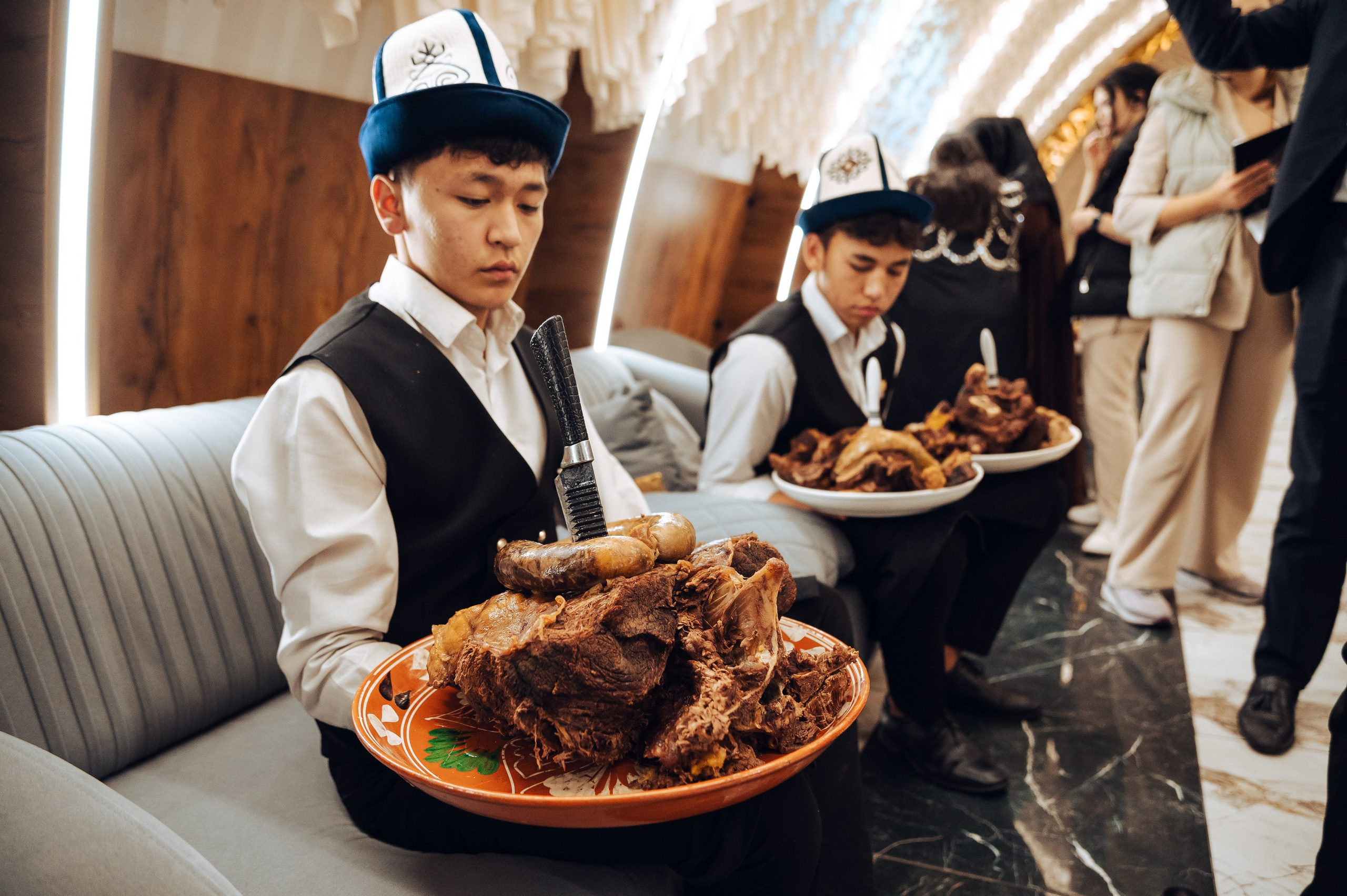 MAHMUD & AIDAI. Фотограф в Бишкеке Андрей Кавешников