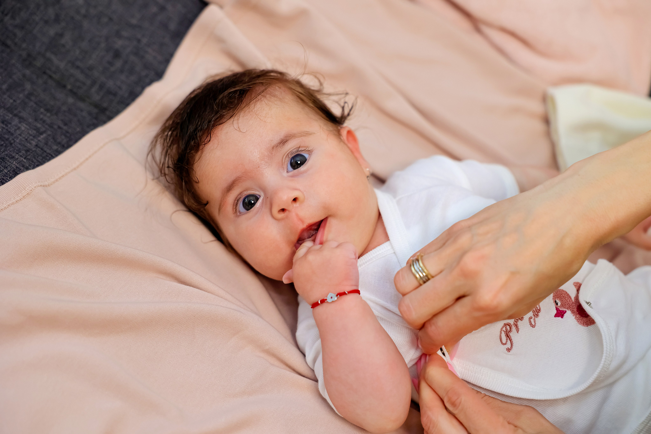 Iris Stefania. Moments By Gub