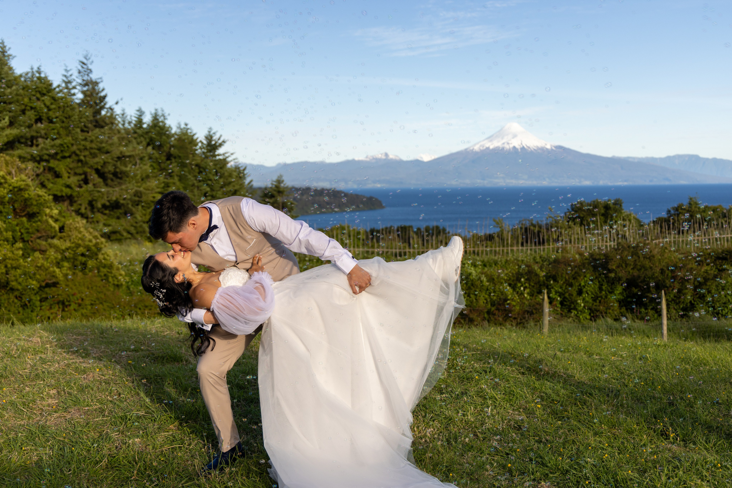 Carol & Ivo. Dinka & Emilio - El arte de preservar lo que no se repite