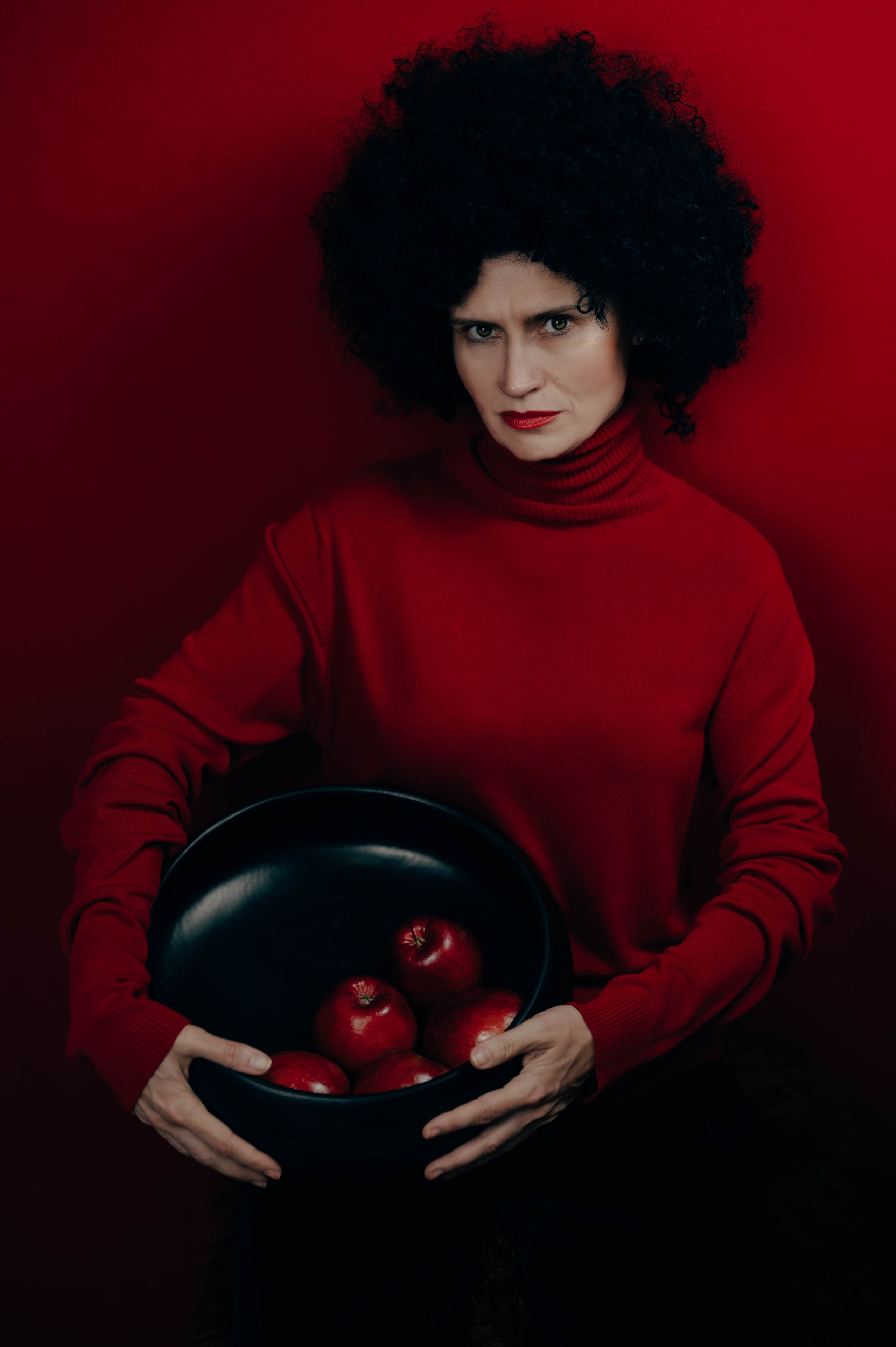 Portrait and lifestyle photographer based in Toronto, Canada