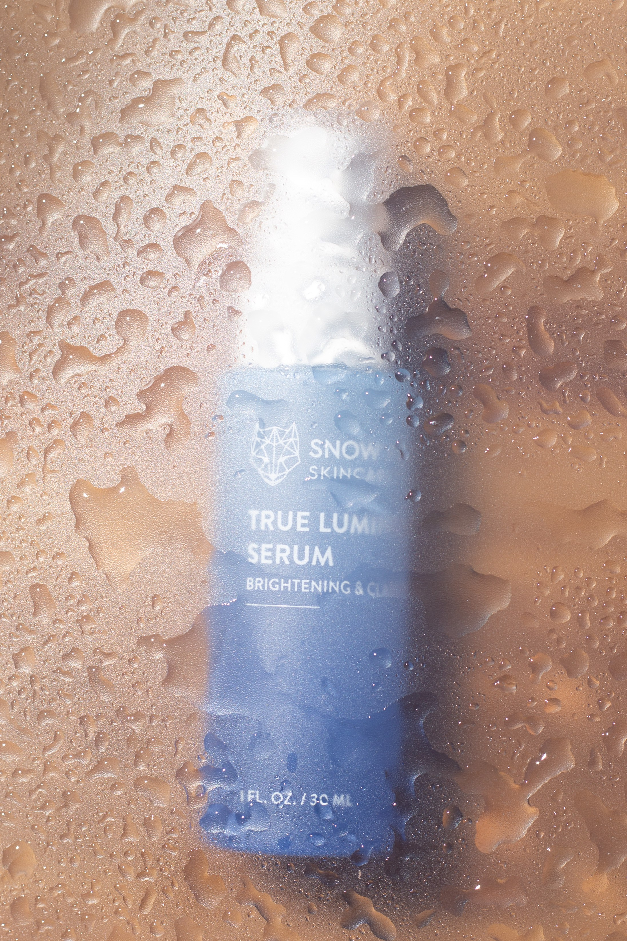 Product photo shoot for a skincare company company. Social media agency|Corporate photography|Lausanne|Geneva|Switzerland