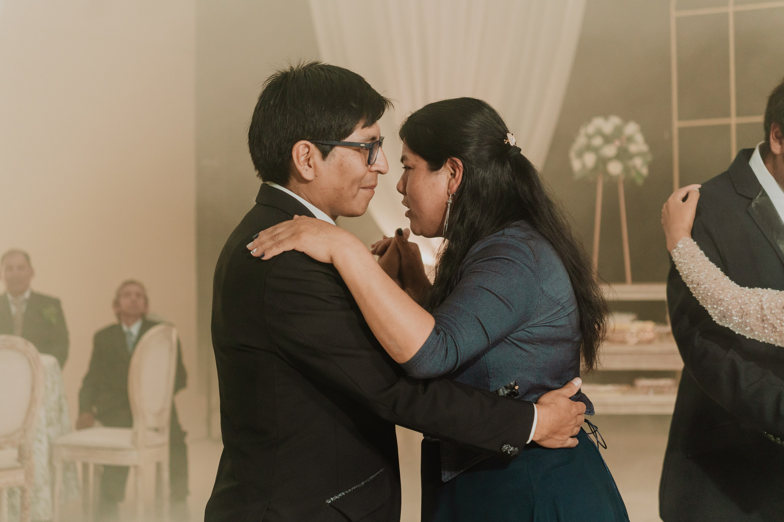 FERNANDO + MARIBEL | BODA RELIGIOSA. Studio KVTA | Fotografía y Video de Bodas en Arequipa