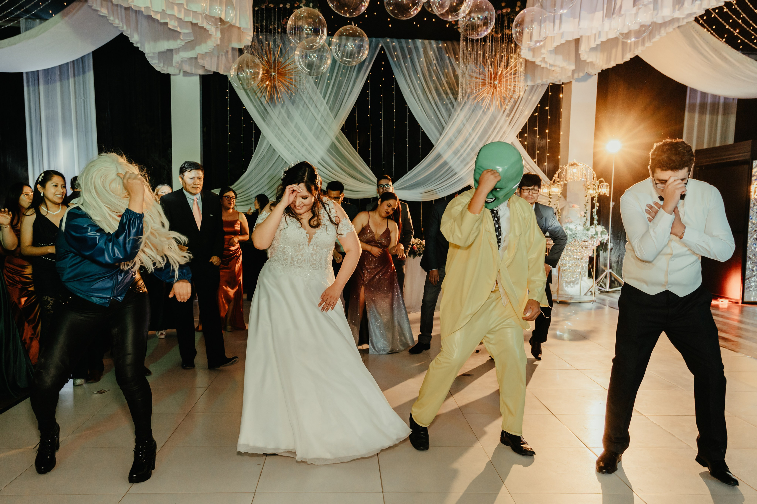 VANIA + LUIS BODA CIVIL. Studio KVTA | Fotografía y Video de Bodas en Arequipa