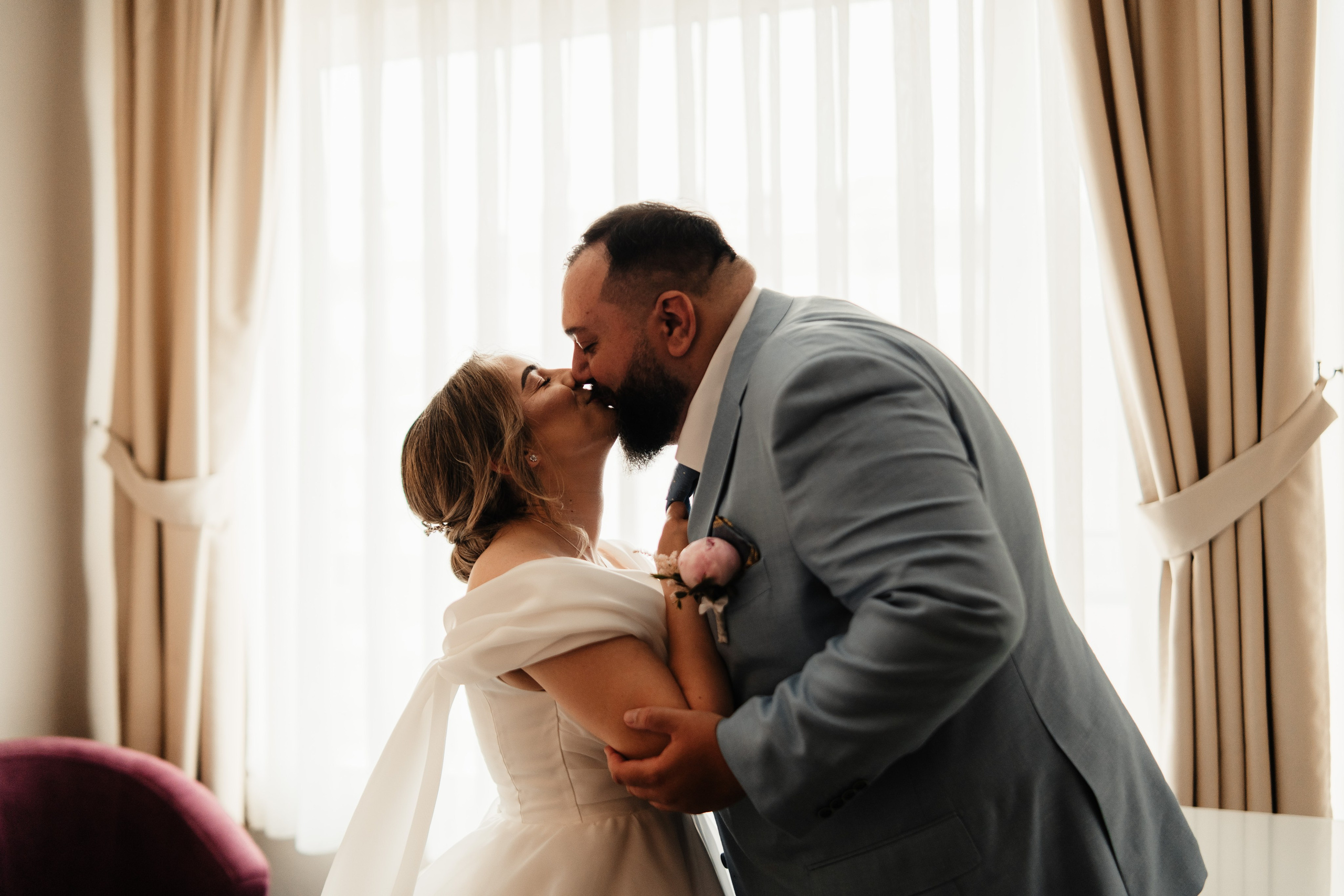 Alexandra + Andrei / Iasi. Foto-Video Nunta Iasi, Suceava, Bucuresti / Disponibilitate 2025 — 2026 — 2027