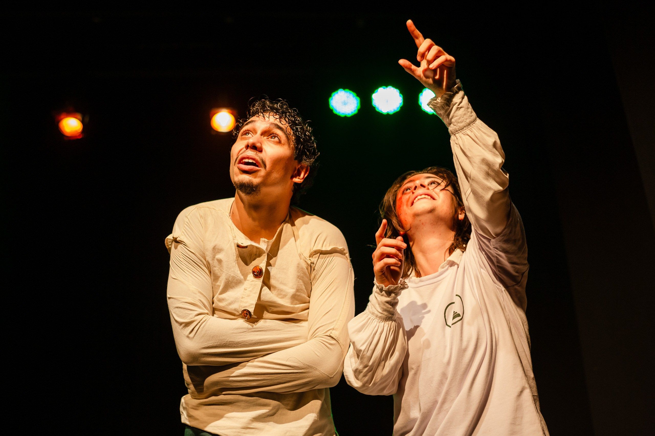 Espetáculo teatral O Alienista — Anchieta Arte Cênica