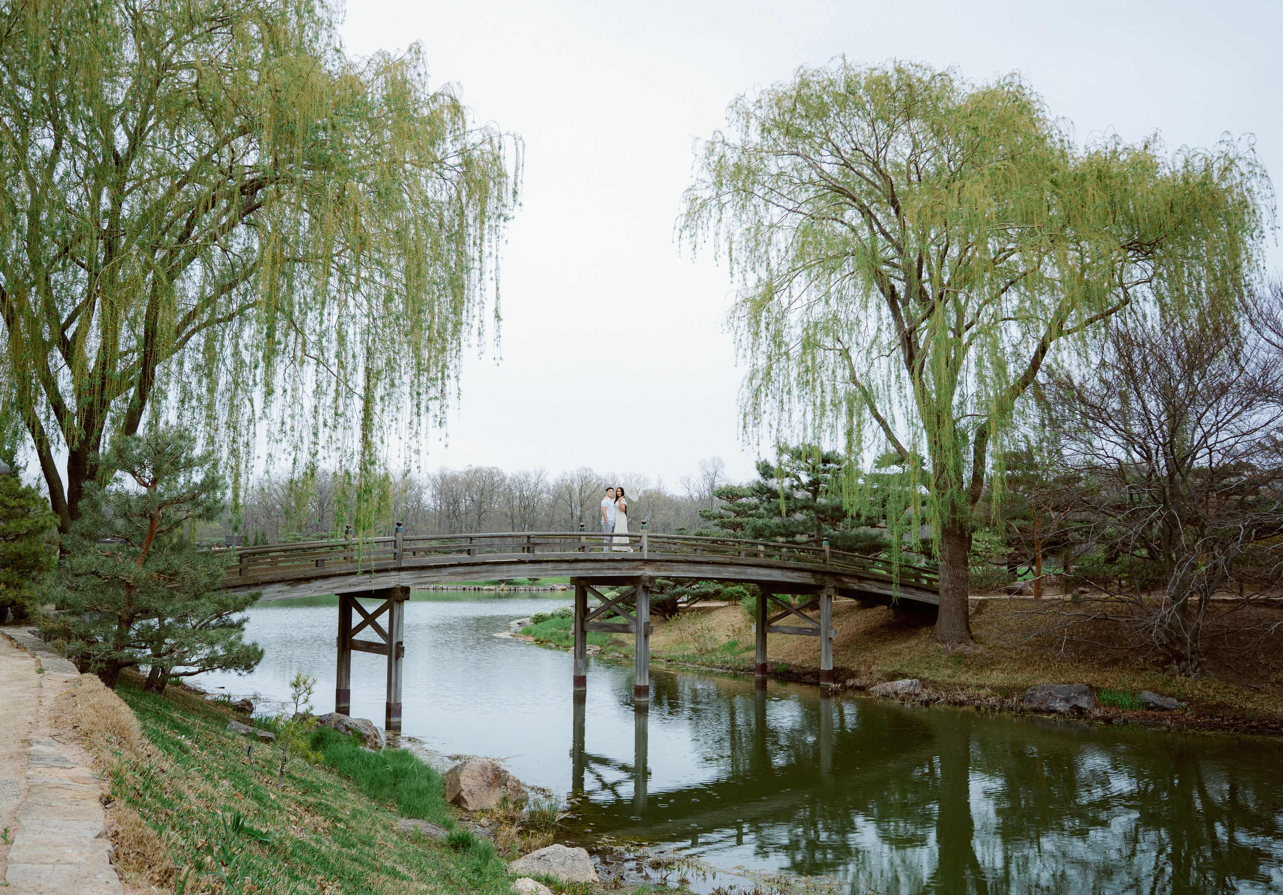 Couple Photography | Chicago Botanic Garden. Main