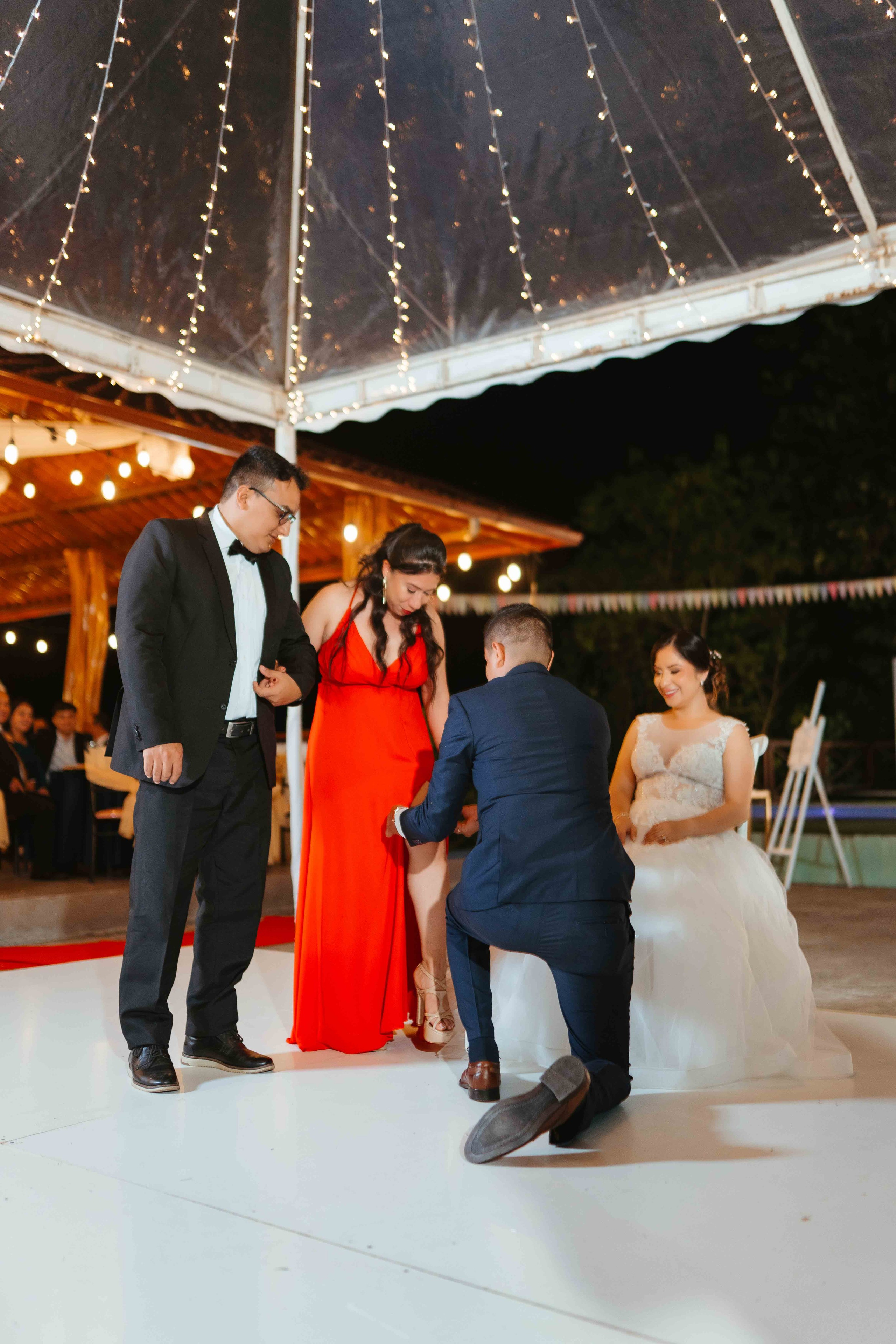 Jennifer y Vladimir. Fotógrafo de bodas en Loja Ecuador | Piero Alvarez PH