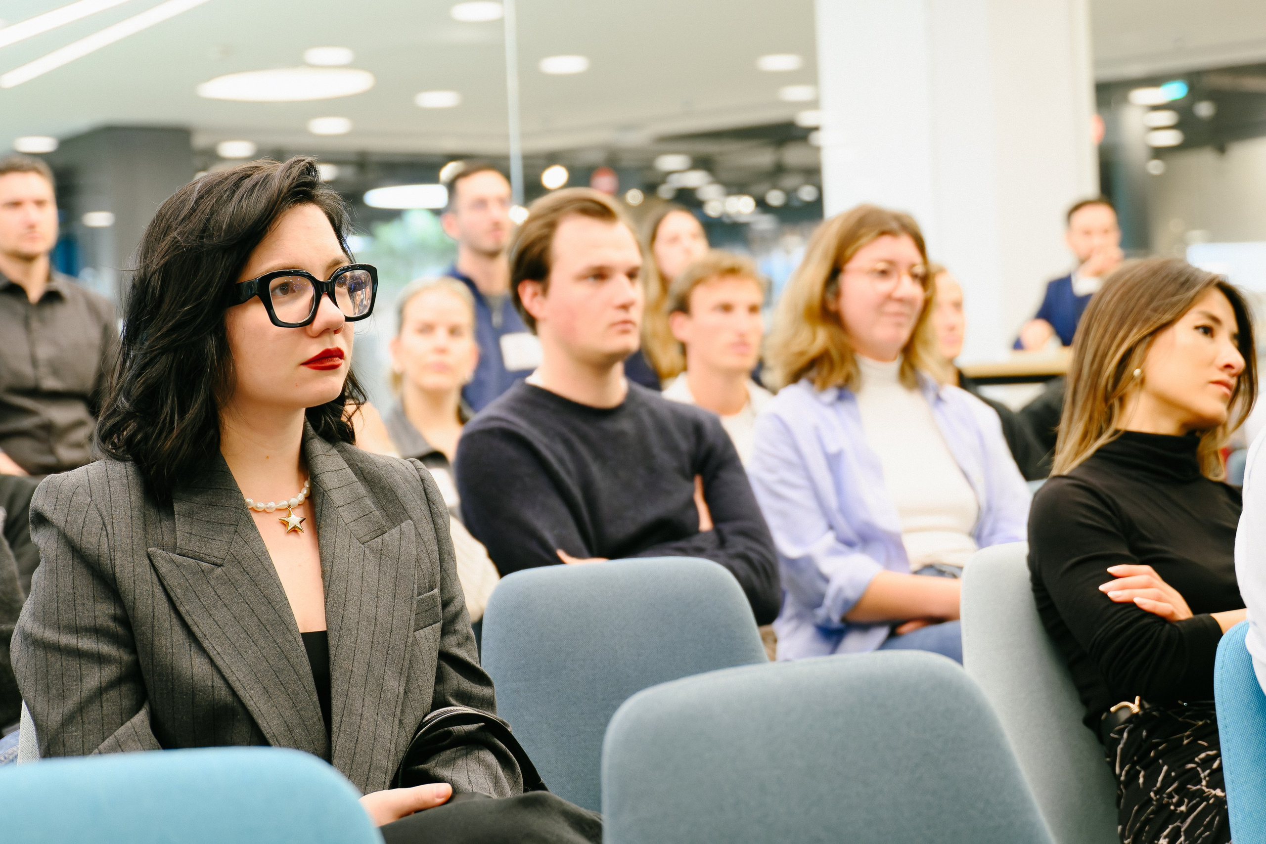 Pitch session. Photographer in Lisbon Elena Lialina