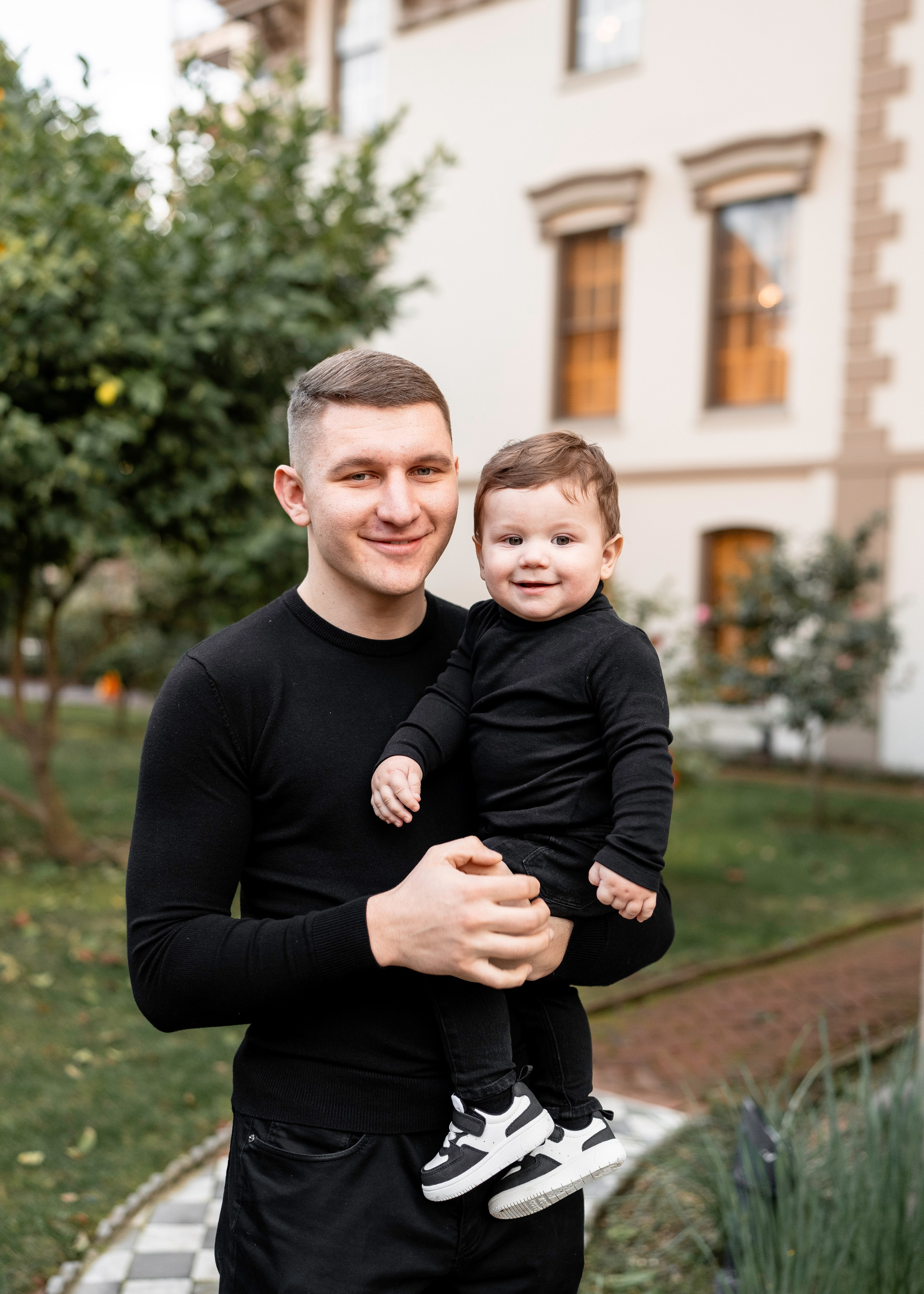 Artem, Nadia & Elisha. Family photographer in Sacramento | Sofia Pavenko