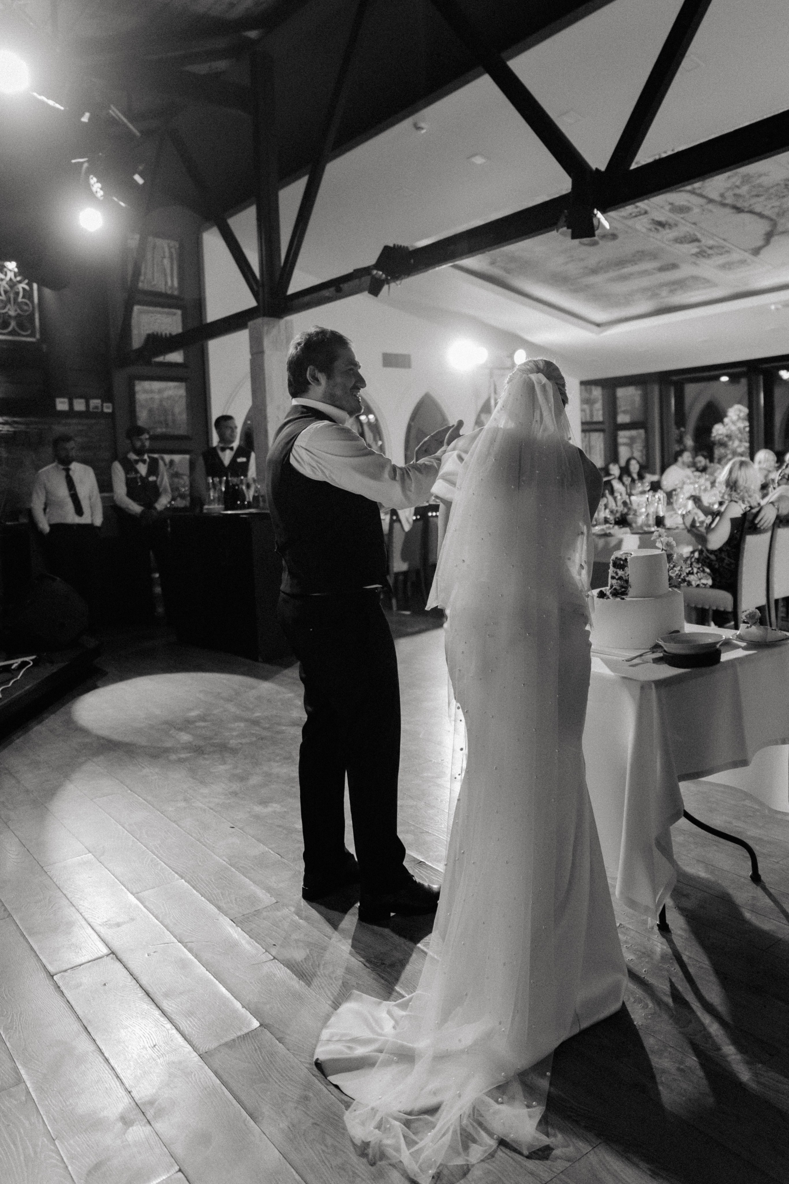 Alexandra & Koba. Photographer Anna Nazarenko