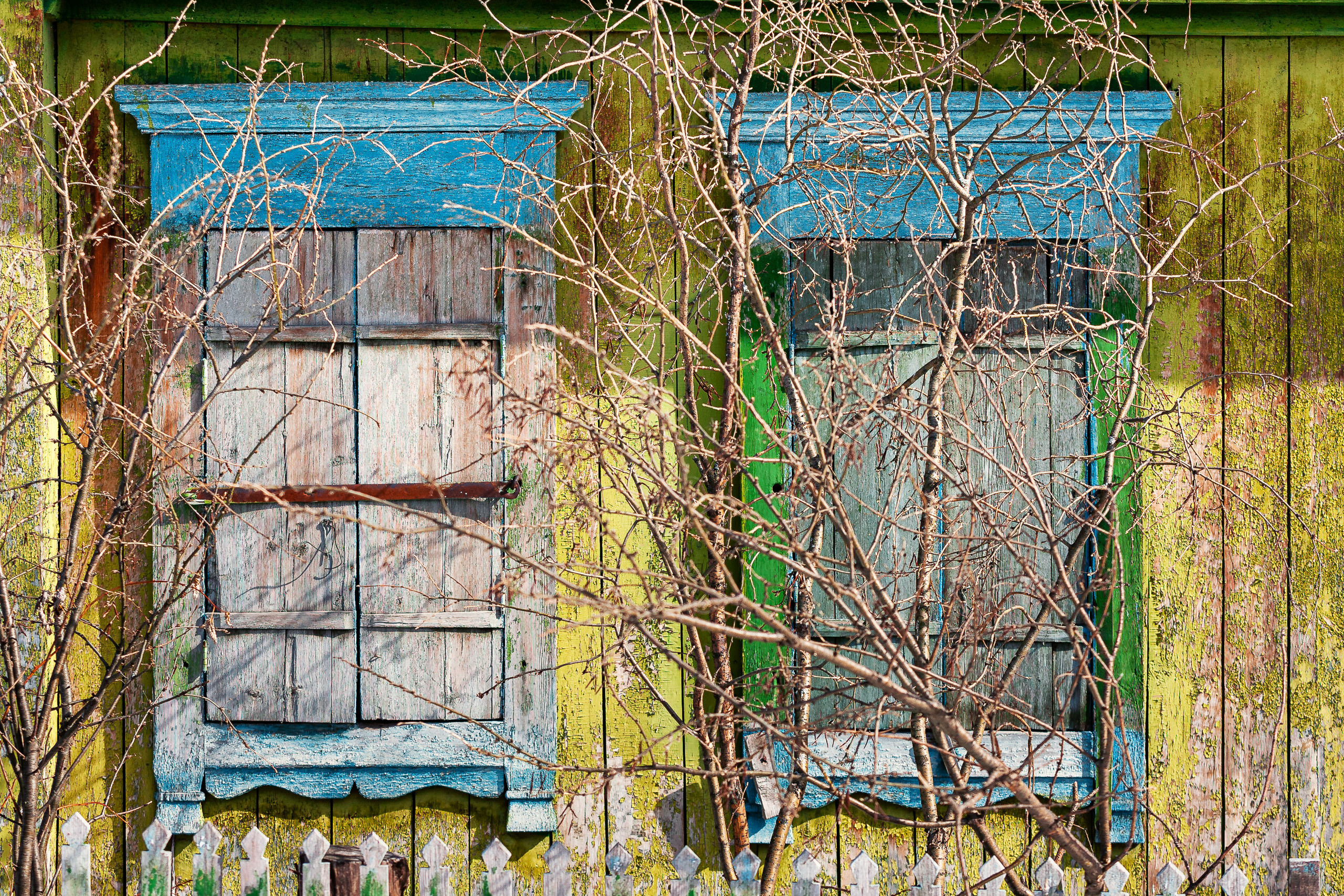 Windows and gates. Dmitrii Sharov Photographer Israel