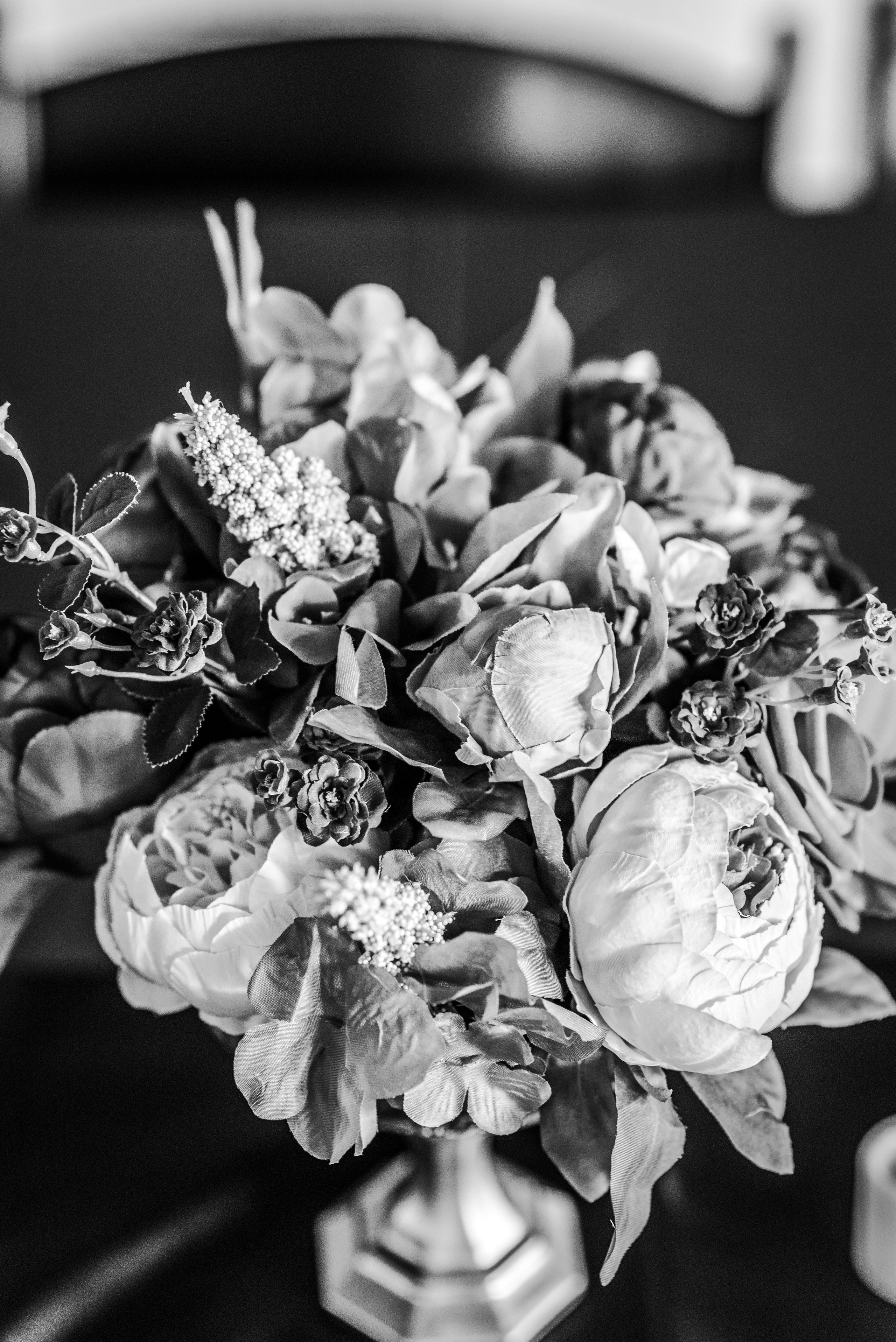 Bold & Dramatic Wedding at The Paper Mill on The Landing | Fort Wayne Wedding Photographer. Alexandria Danielle Photography | Fort Wayne & Indianapolis Wedding Photographer