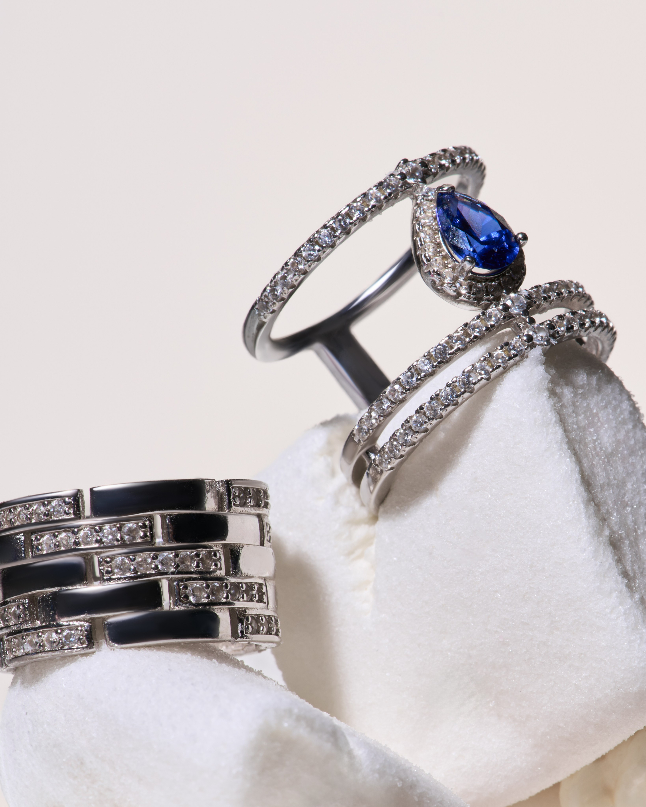 Fashion & Product. Photographer and videographer for business in Tbilisi Catrine Poznyak