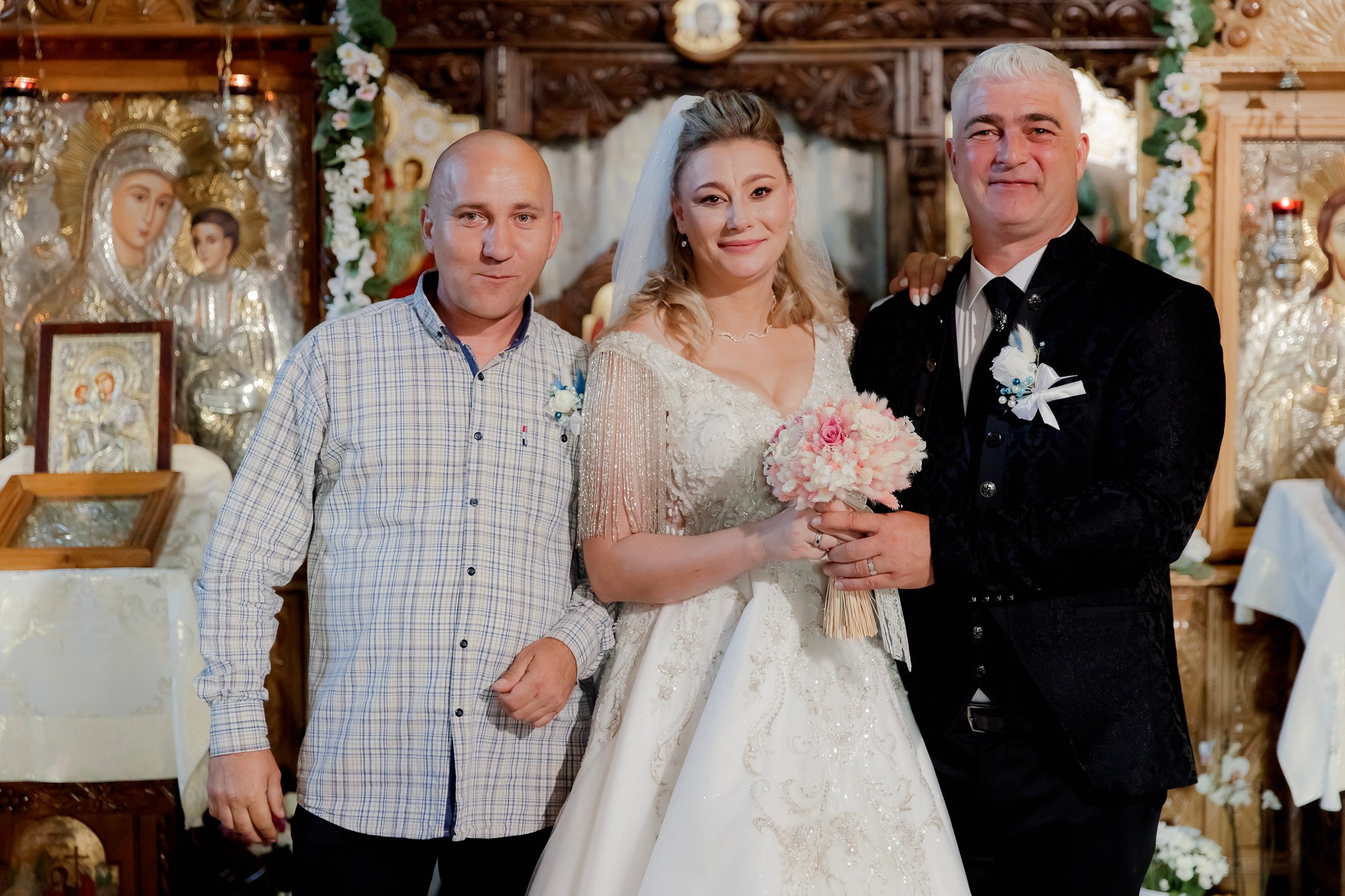 Mihai & Oana. Servicii foto-video profesionale, pentru momente de neuitat