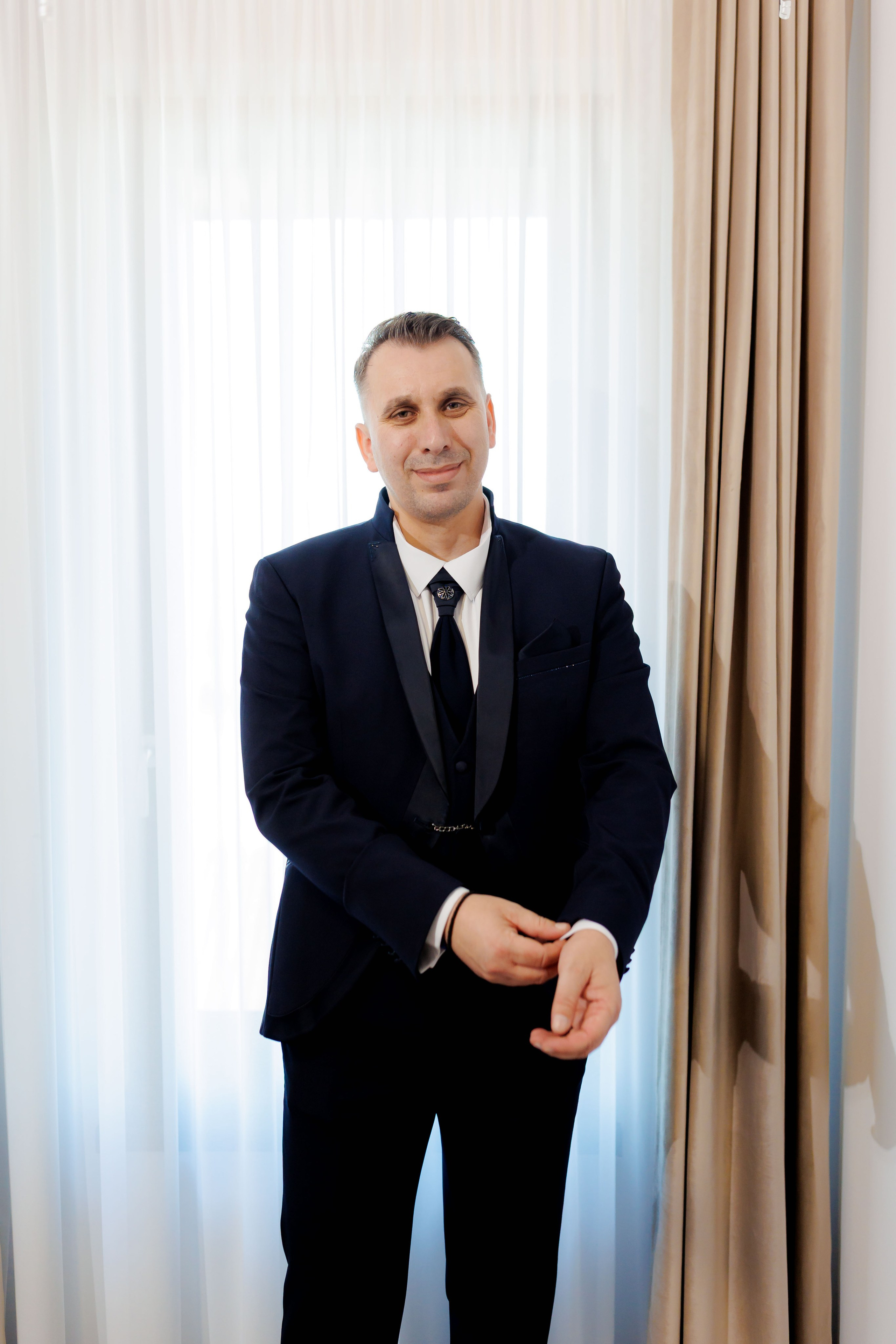 Povestea voastră, regizată de noi |Cristi Turculet Videograf Nuntă Suceava | wedding highlight. Servicii foto-video profesionale, pentru momente de neuitat