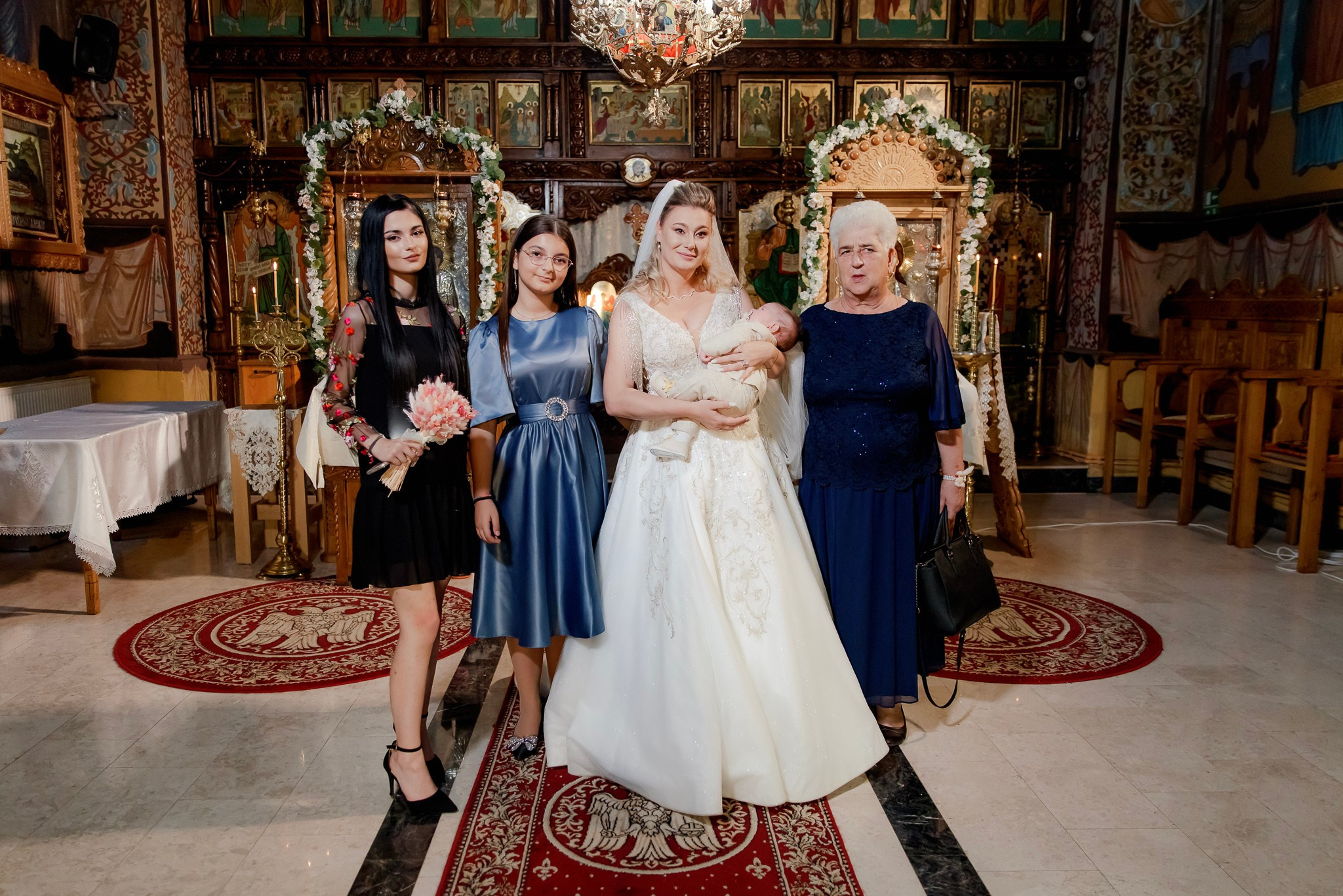 Mihai & Oana. Servicii foto-video profesionale, pentru momente de neuitat