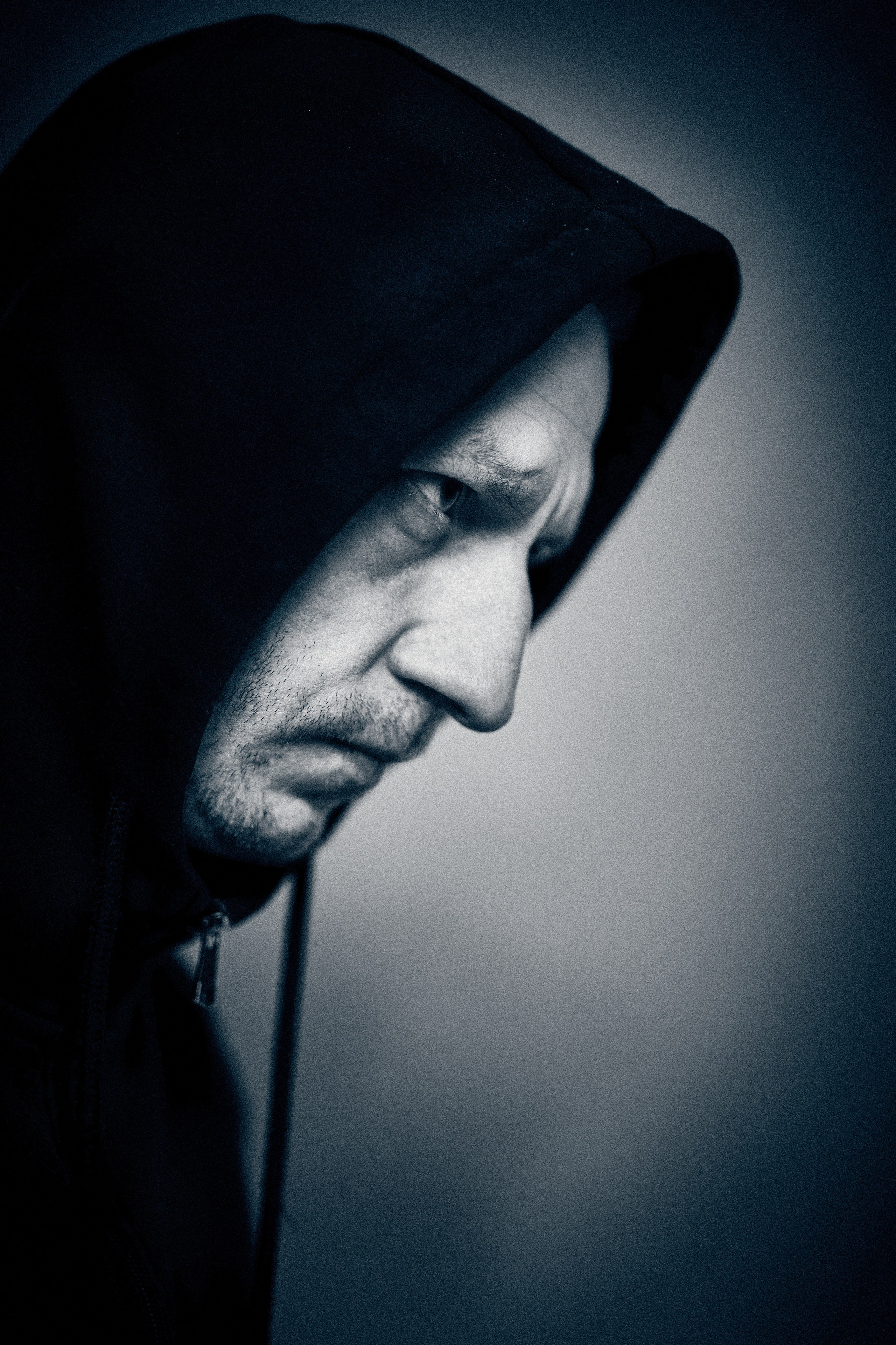 Męski portret psychologiczny - Mieszko V „Długonosy” - Fotograf portretowy w Warszawie Andriej Szypiłow