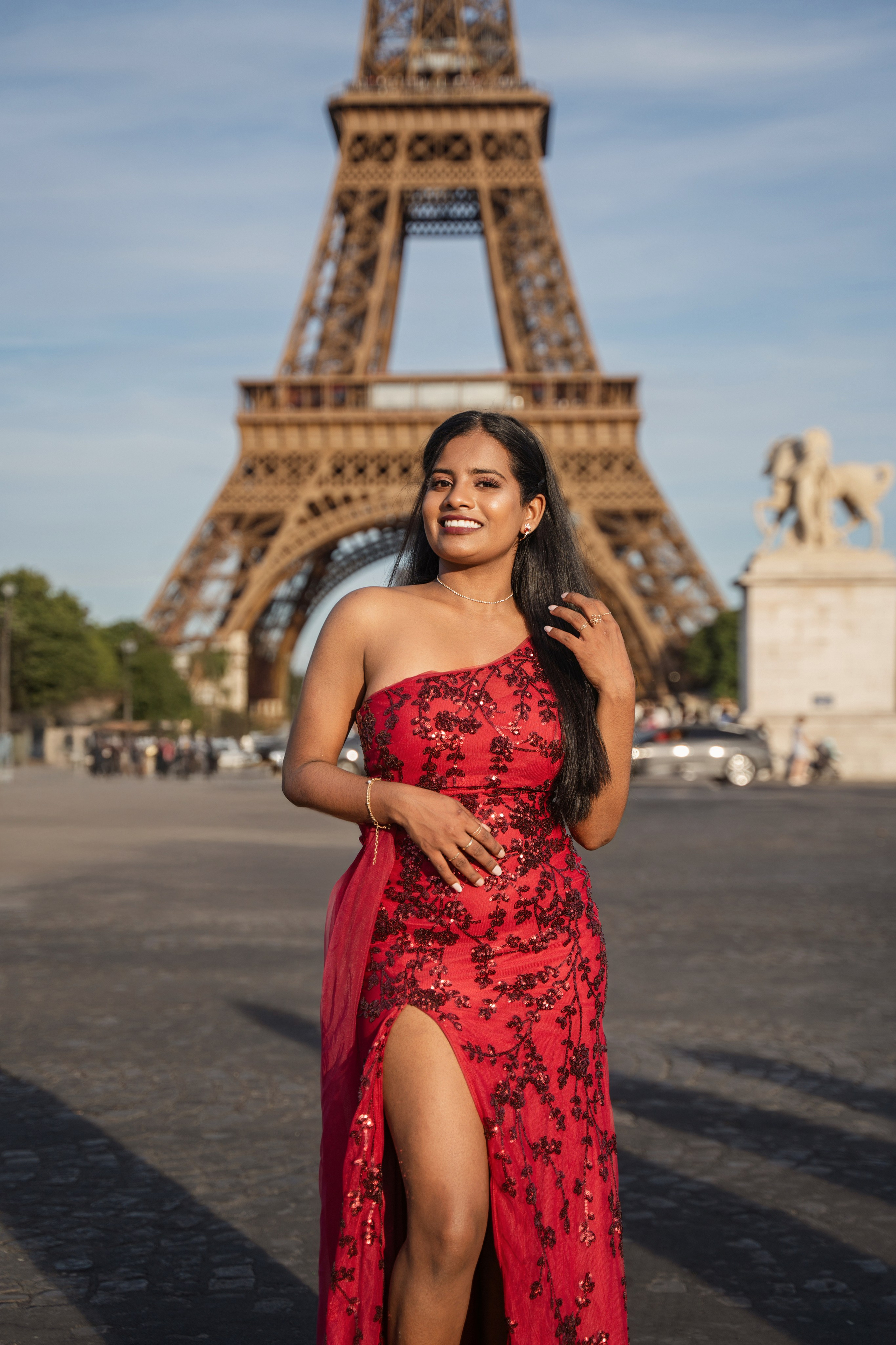 Richa (1 hour). Photographer in Paris|Solo and groups, portraits & content, couples photo-shoot in Paris at the best locations