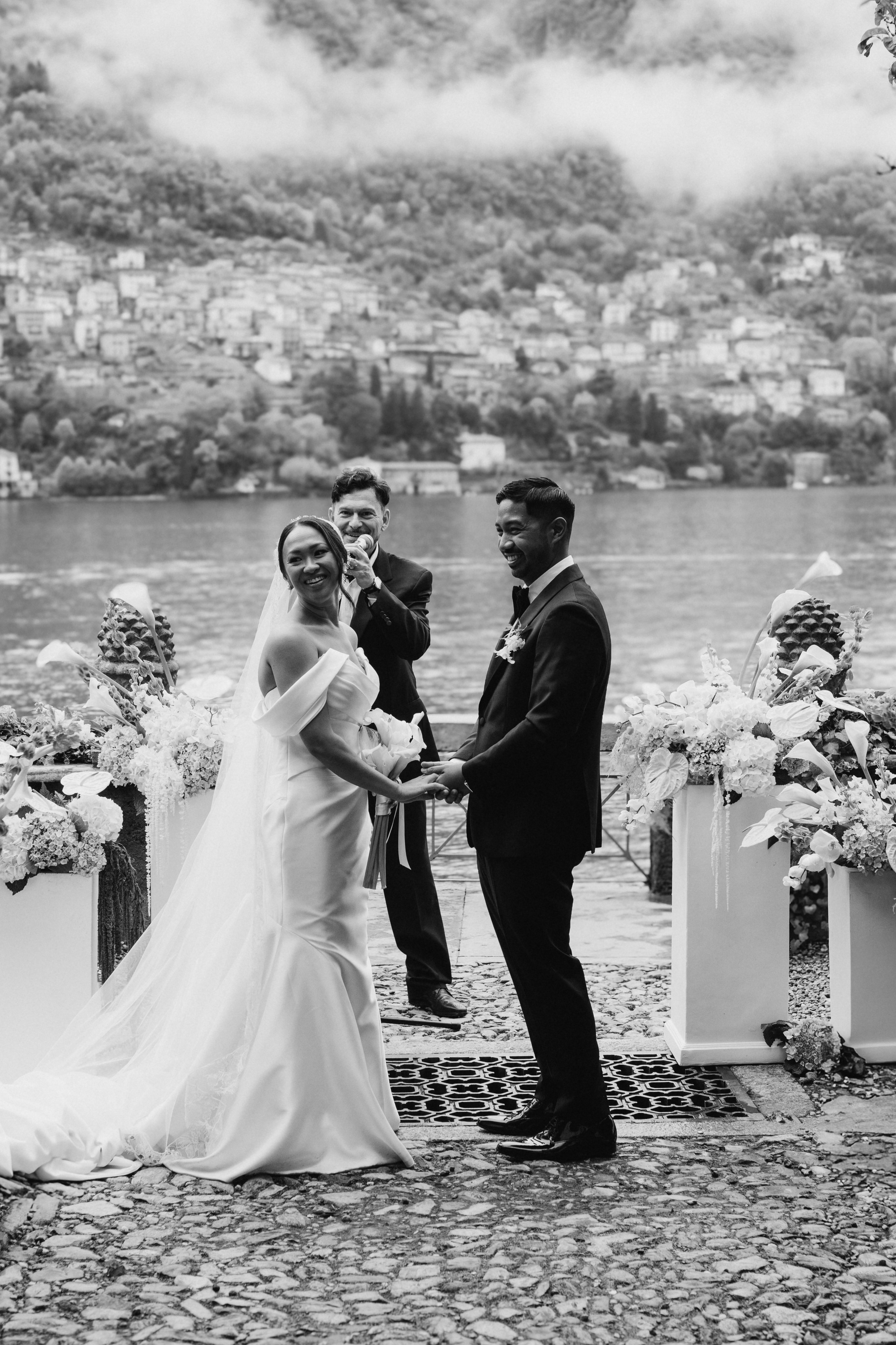 BEATRICE AND RAFAELE_LAKE COMO_Villa Regina Teodolinda. PHOTOGRAPHER IN ITALY