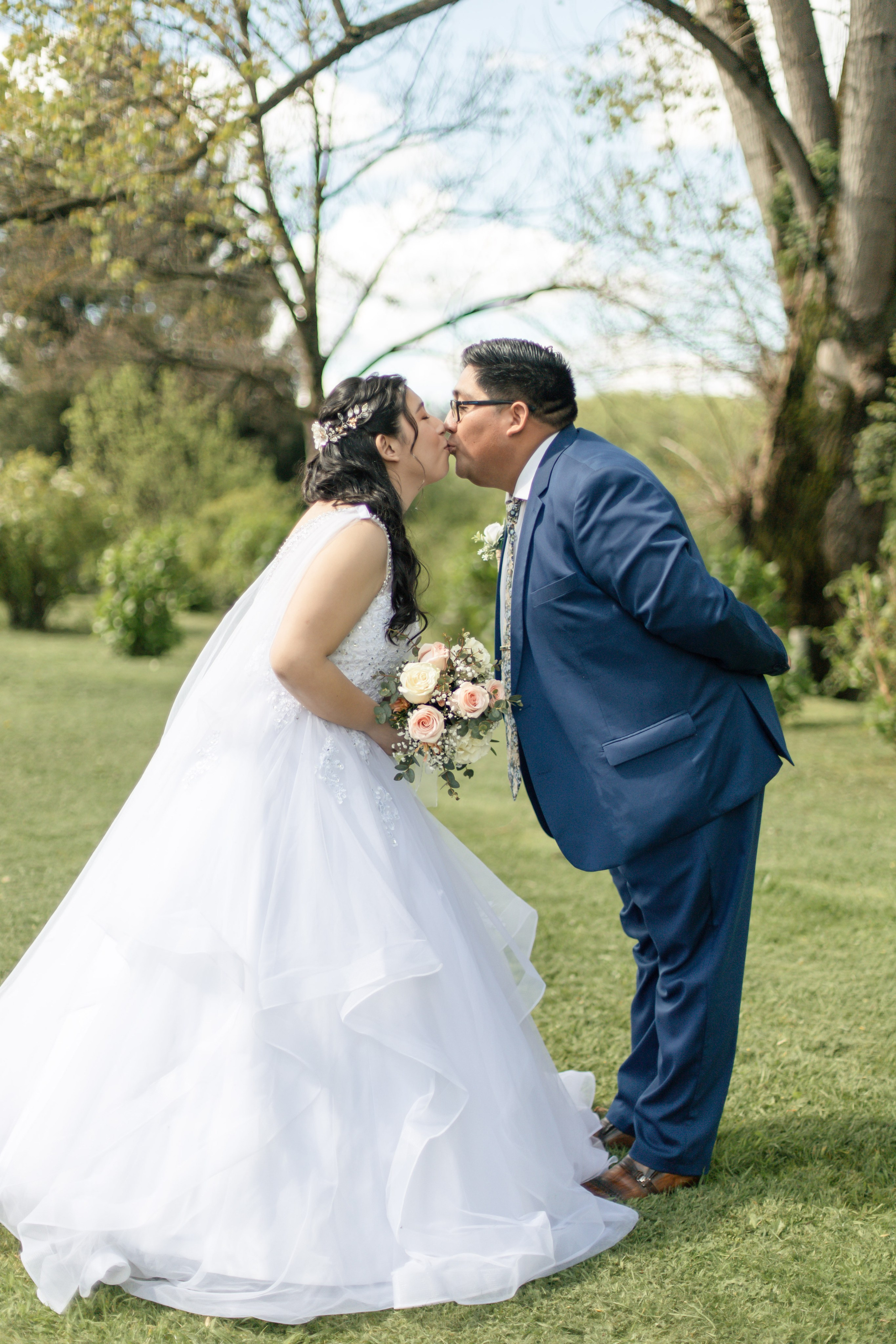 Johana y Edgar. Dinka & Emilio - El arte de preservar lo que no se repite