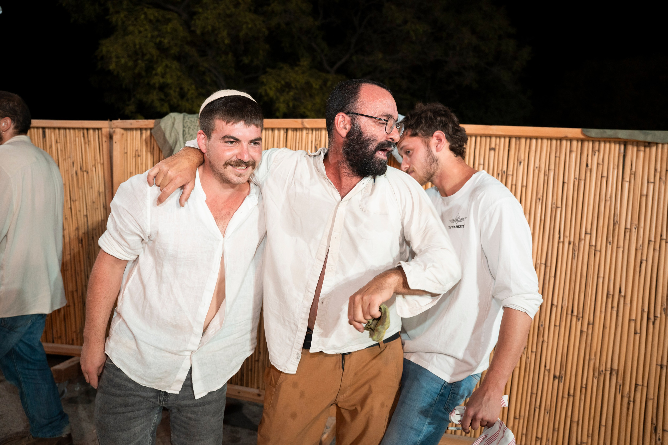 עדן ושלהבת. יוסף מזרחי צילום חתונה, ברית וזוגיות. צלם מקצועי שאוהב להוציא אתכם הכי יפים ברגעים הכי מרגשים