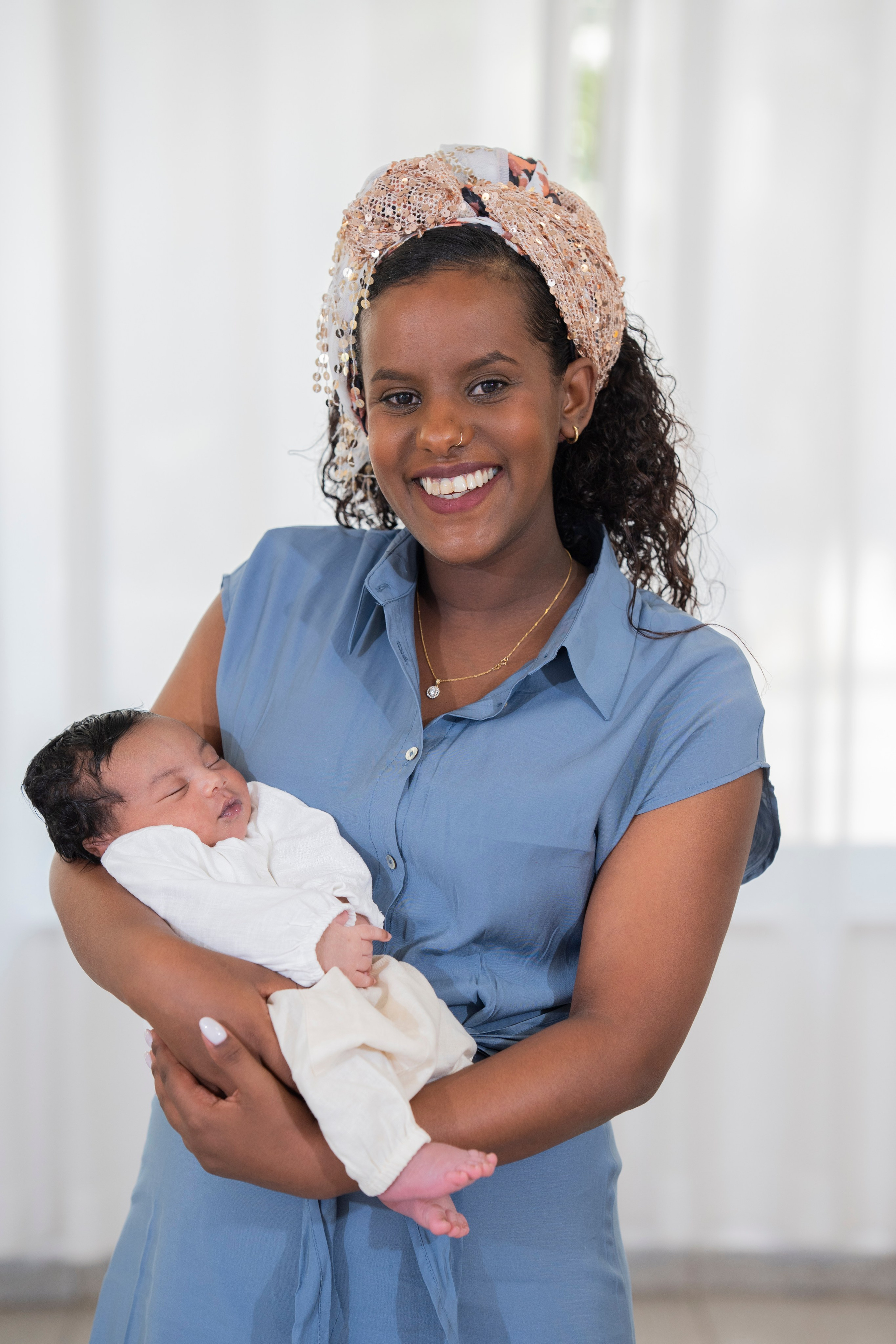 משפחת סלומון. יוסף מזרחי צילום חתונה, ברית וזוגיות. צלם מקצועי שאוהב להוציא אתכם הכי יפים ברגעים הכי מרגשים