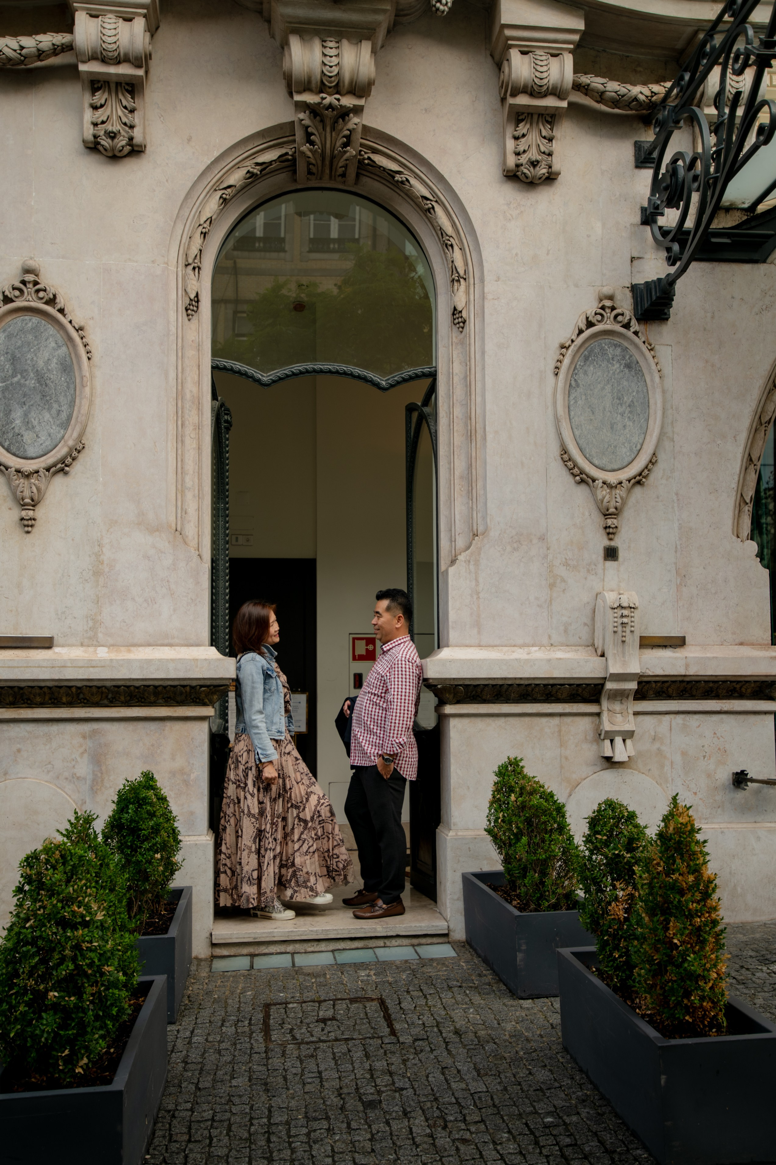 YOKE and ALFRED. Walking in Porto after the rain. Anastasiia Antoniuk portrait, family and couple photographer, Portugal