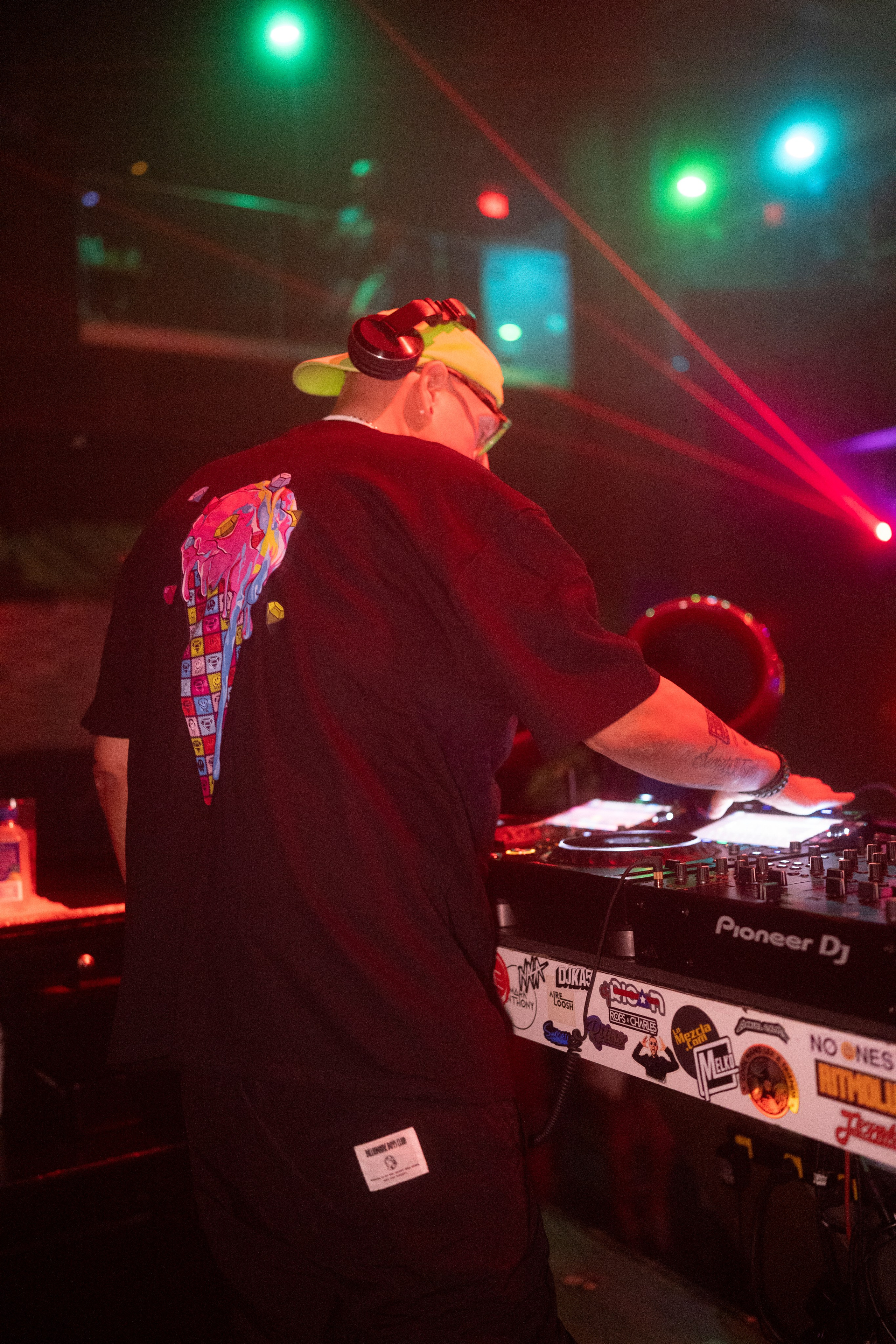 Aliens On Mushrooms & INVY Present: Shiba San. Ke’Ondris