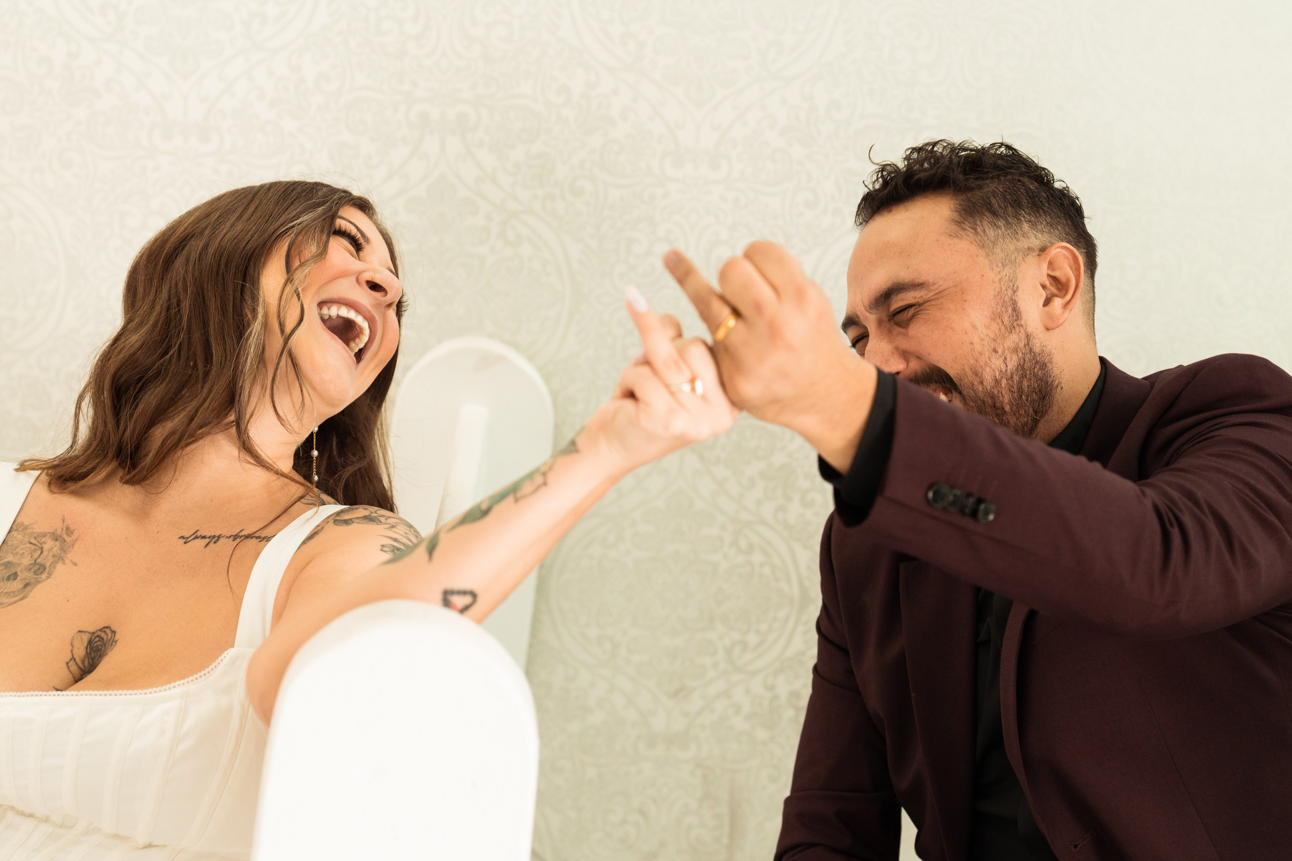 Erin&Jonathan. Wedding & elopement photographer Viktoriya Kravtsov. Las Vegas