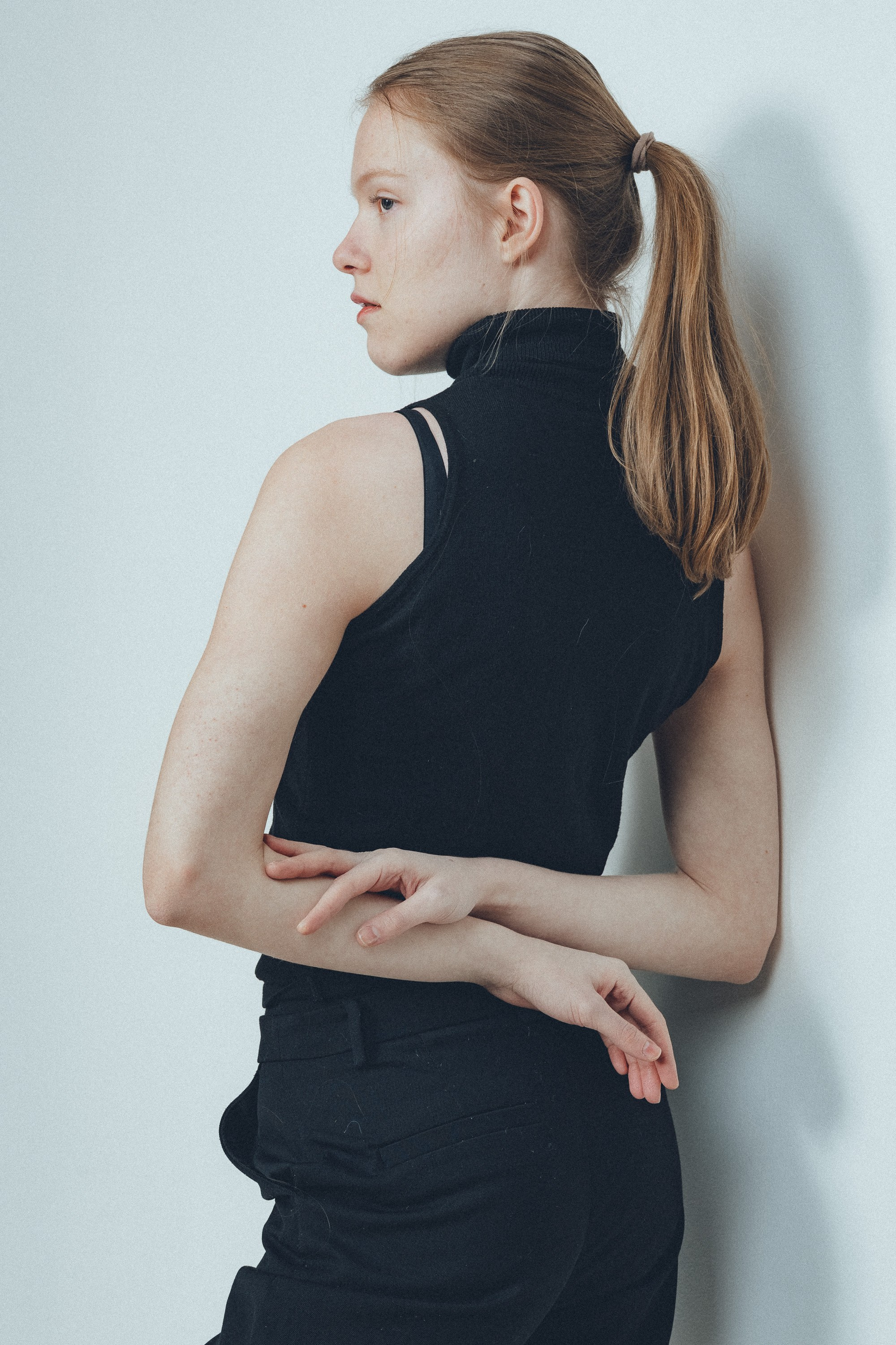 Mallikansiokuvaus. Valokuvaaja Lahti, Helsinki Elena Salonen