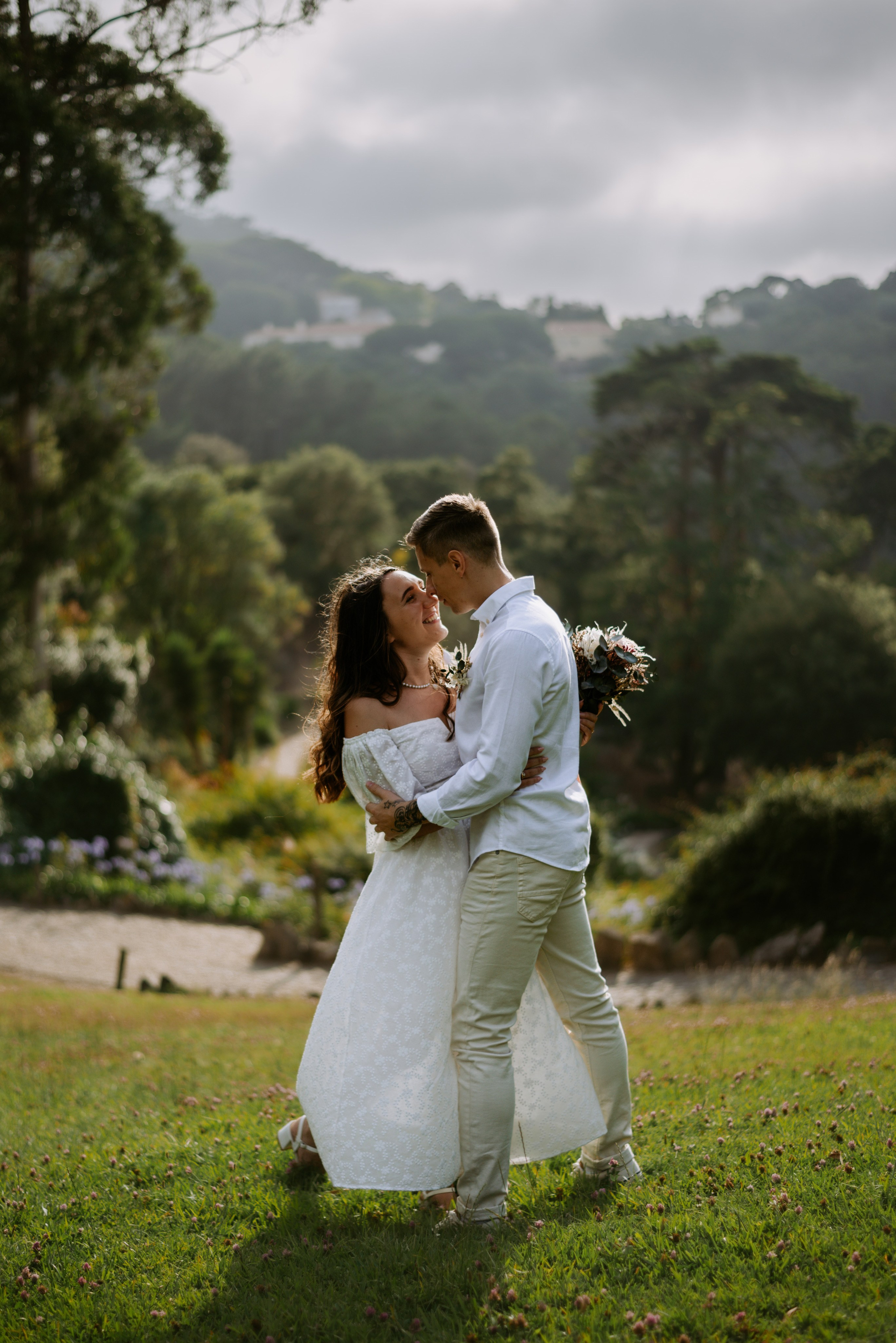 Lifestyle, wedding and family photographer