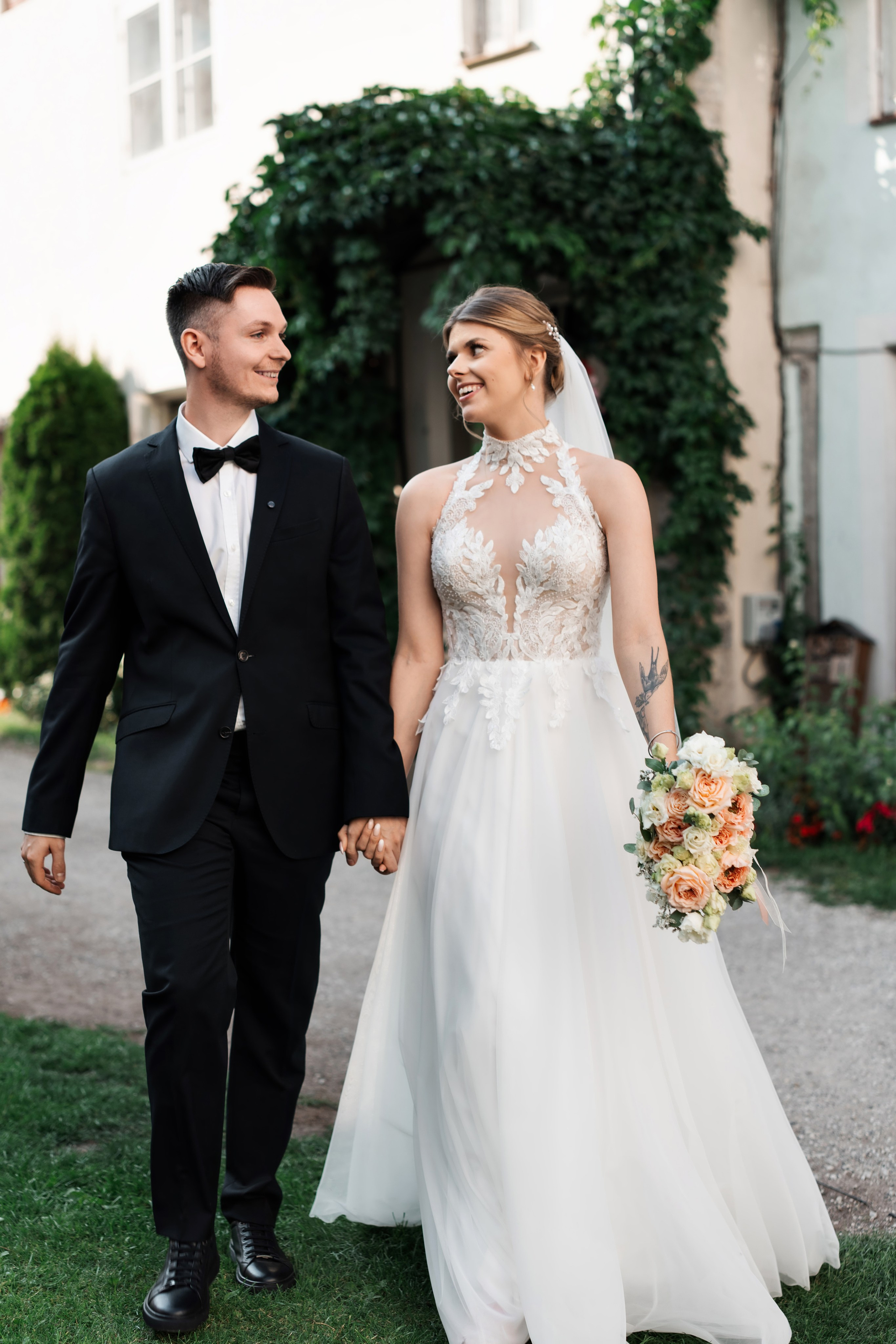 ANASTASSIA & VLAD. HOME