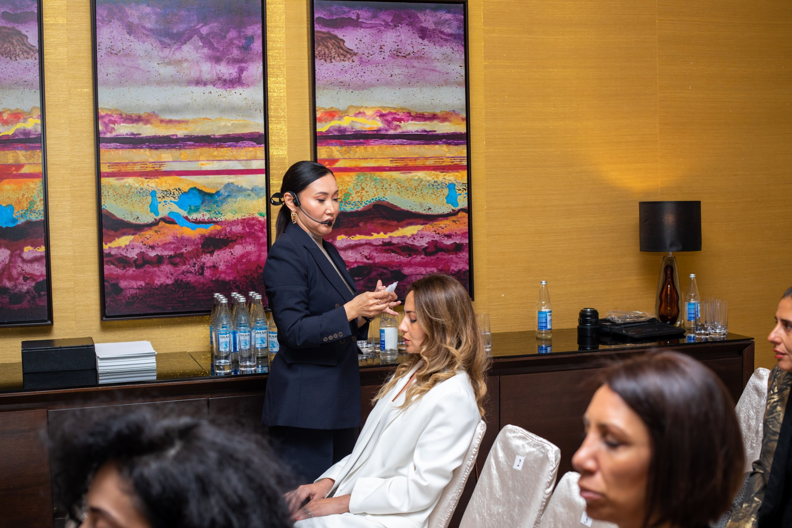 Laura Omuralieva — “The Woman of the New Age and Her Meta-Skills”. Fotograf Baku