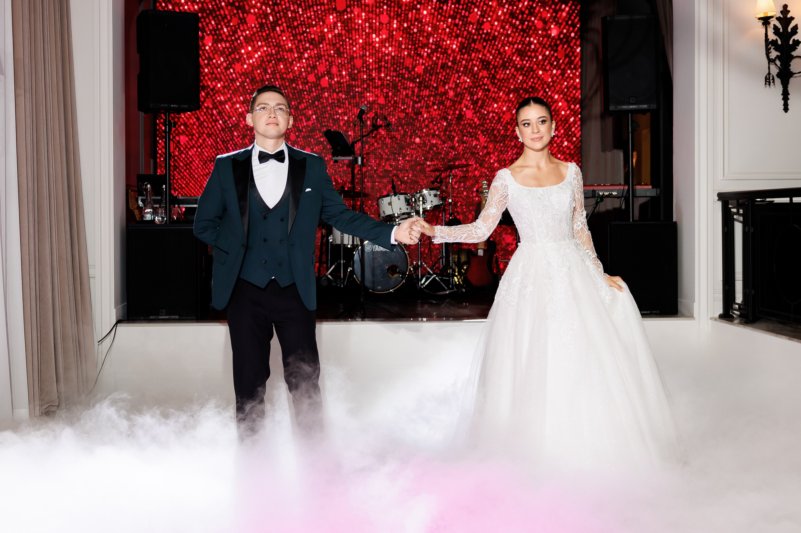 Serghei & Erica — Queen Residence. Servicii Foto și Video 067188353