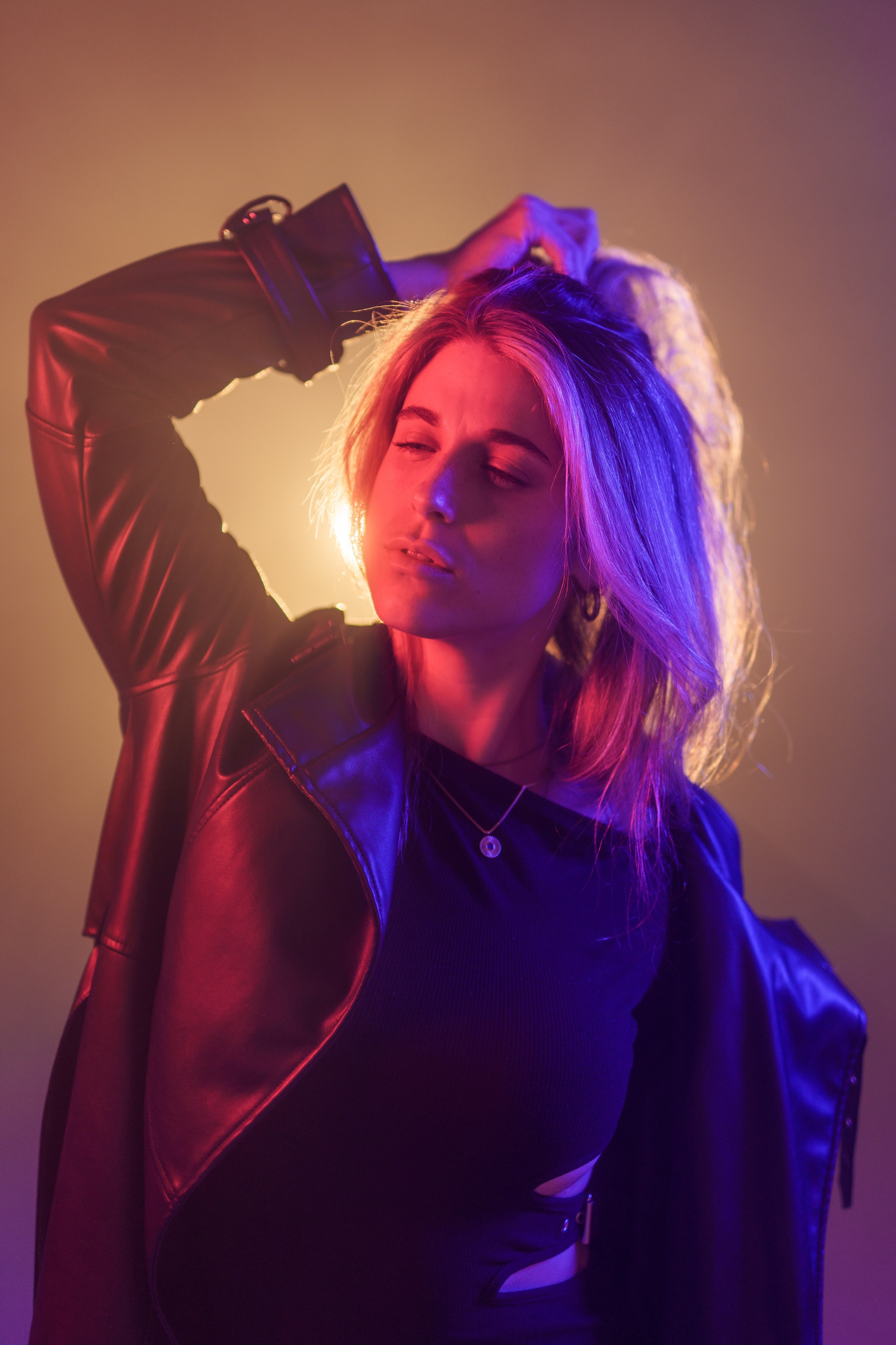 „Kölsch&Shoot“ in Cologne w/ Lisa (Set #5). URBANSTREETFILES.ART