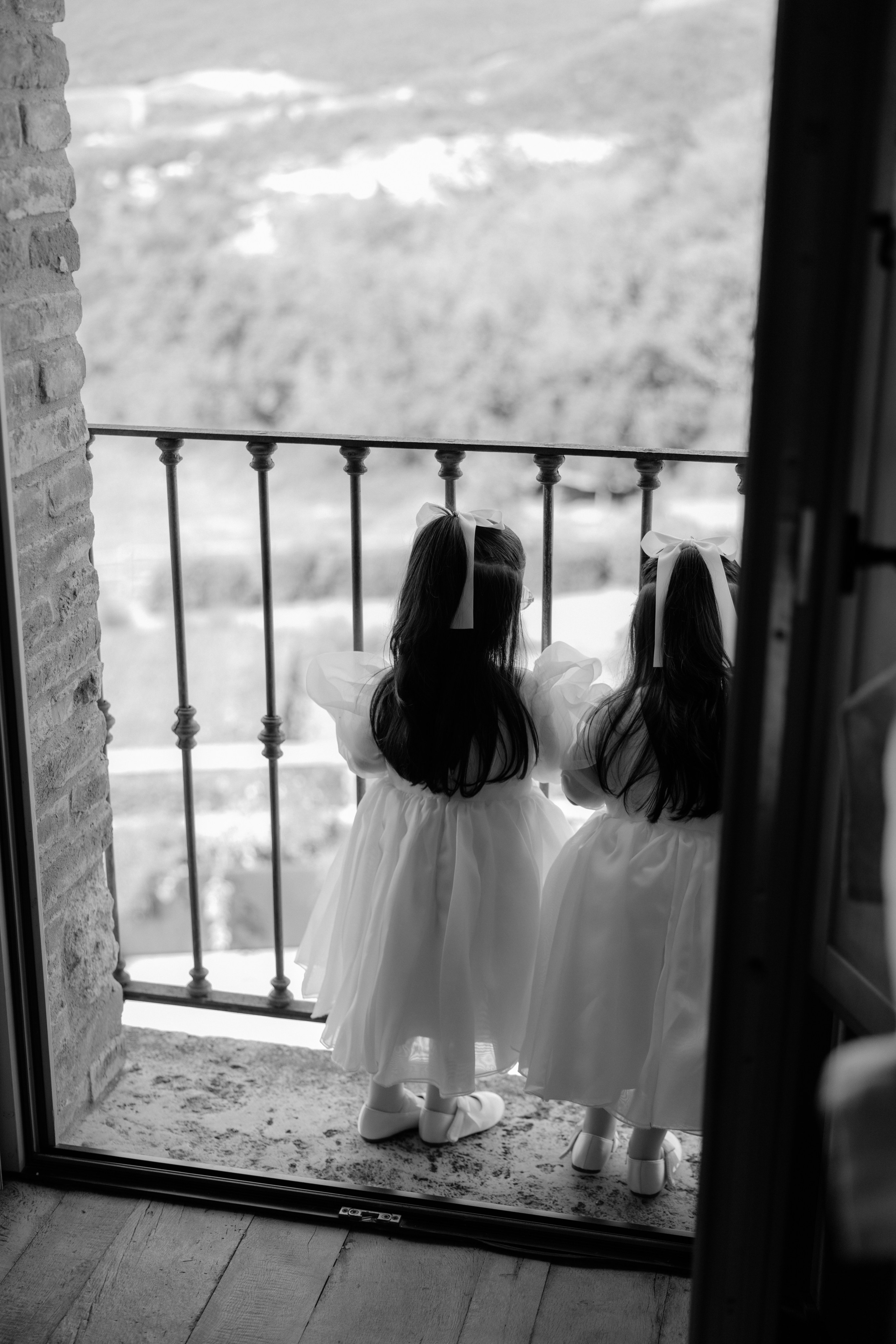 Mitcell&Melanie digital. Wedding photographer Italy