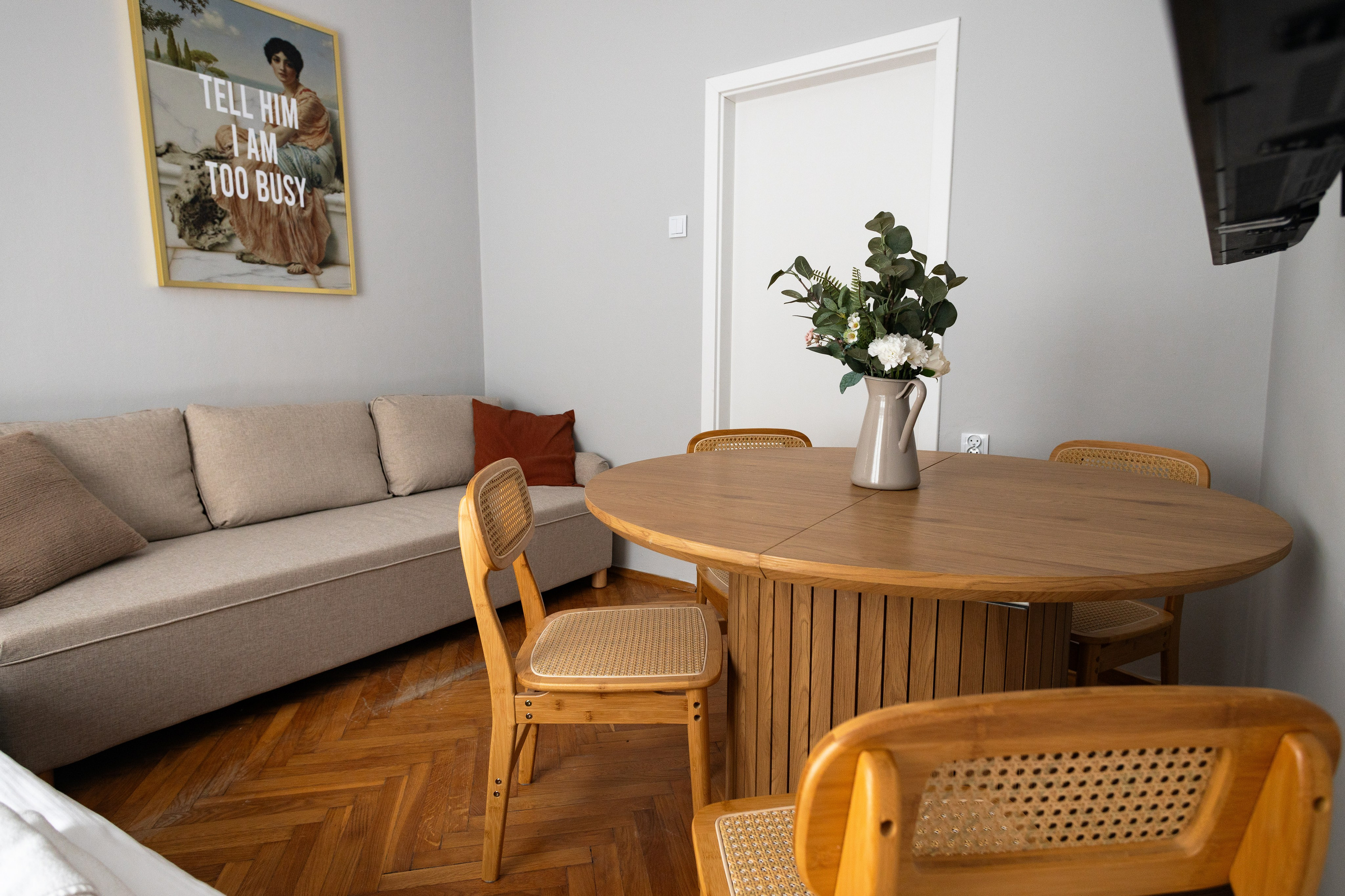 Apartament Upstairs 4