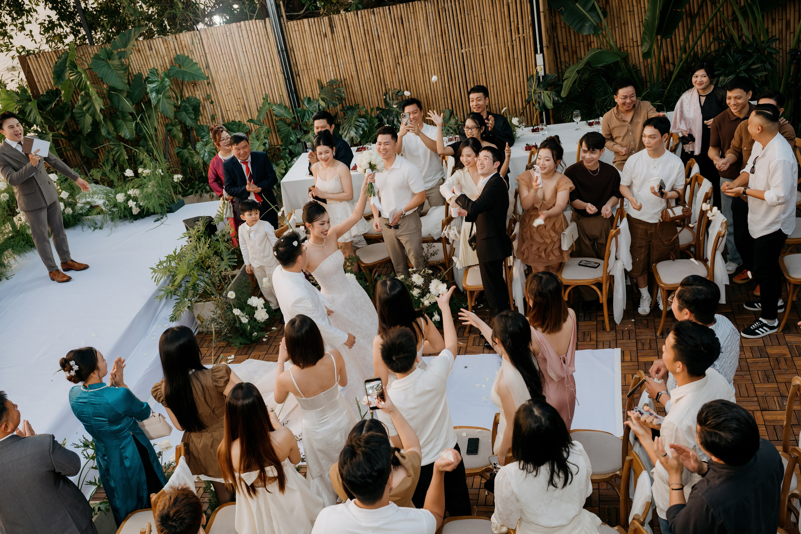 DO & ANH/Destination Wedding. Nhiếp ảnh gia đám cưới hàng đầu tại Thành Phố Hồ Chí Minh