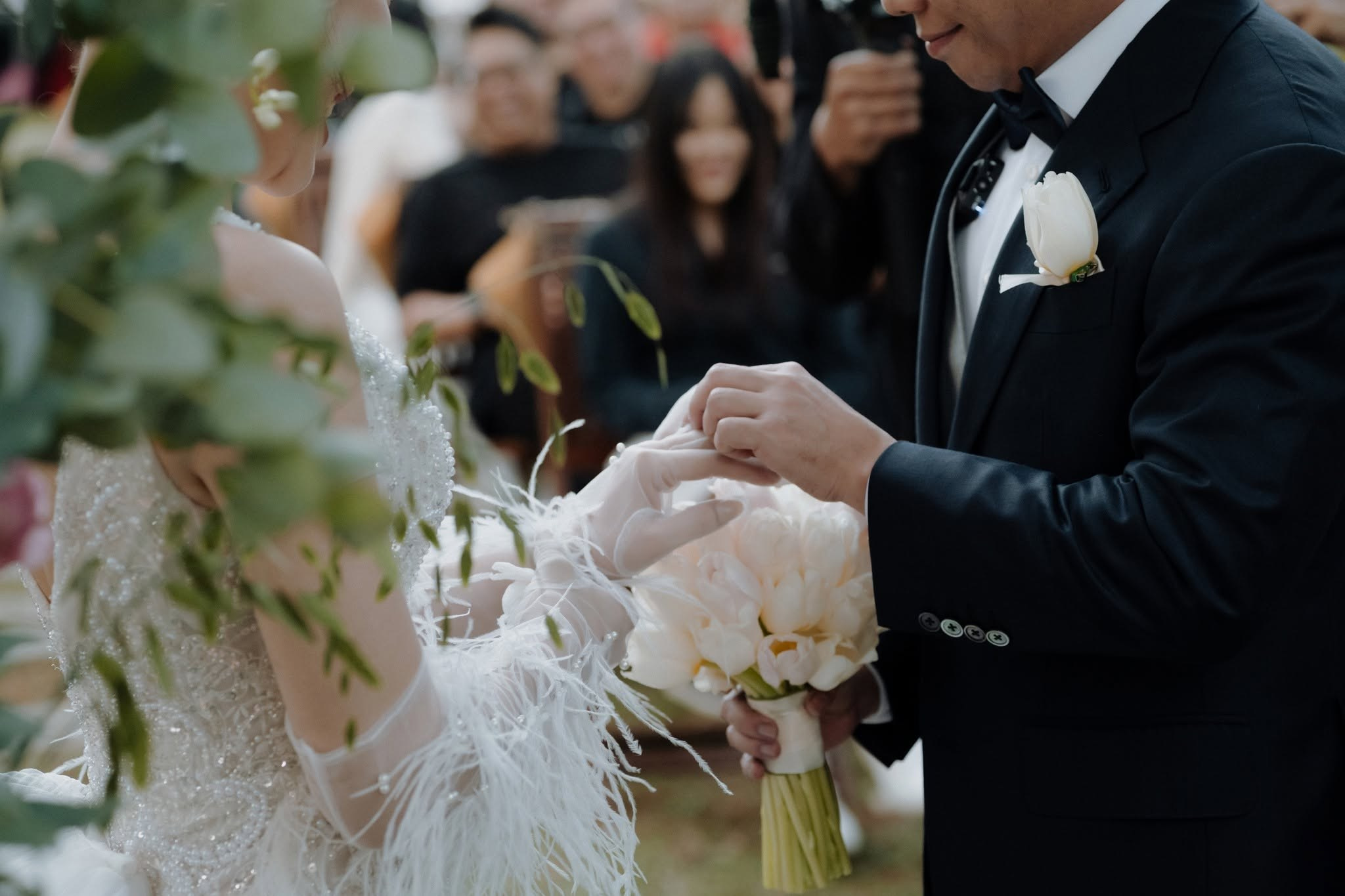 𝐃𝐄𝐍𝐍𝐈𝐒 ⓐⓝⓓ 𝐓𝐈𝐍𝐘/Destination Wedding. Nhiếp ảnh gia đám cưới hàng đầu tại Thành Phố Hồ Chí Minh