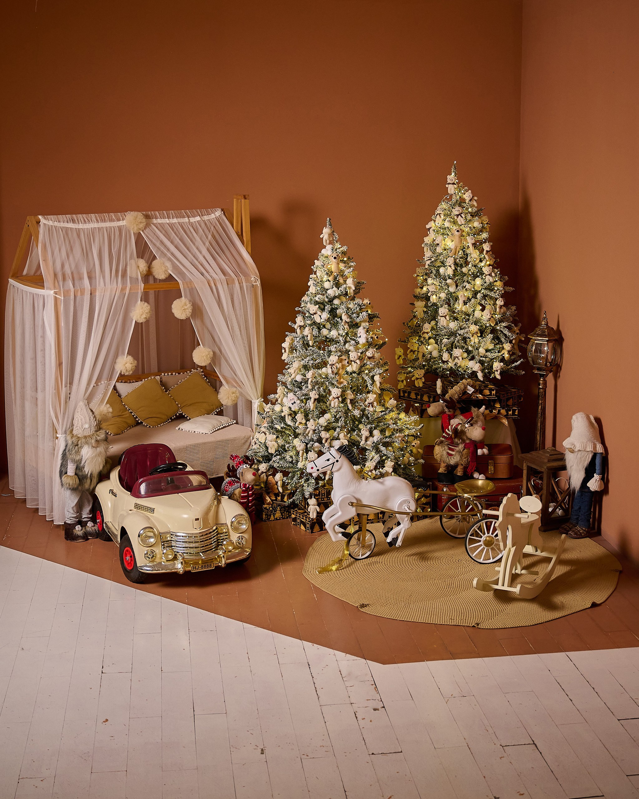 Зал «Home» — (ул.Бабура, 73Б). 2astudio.uz