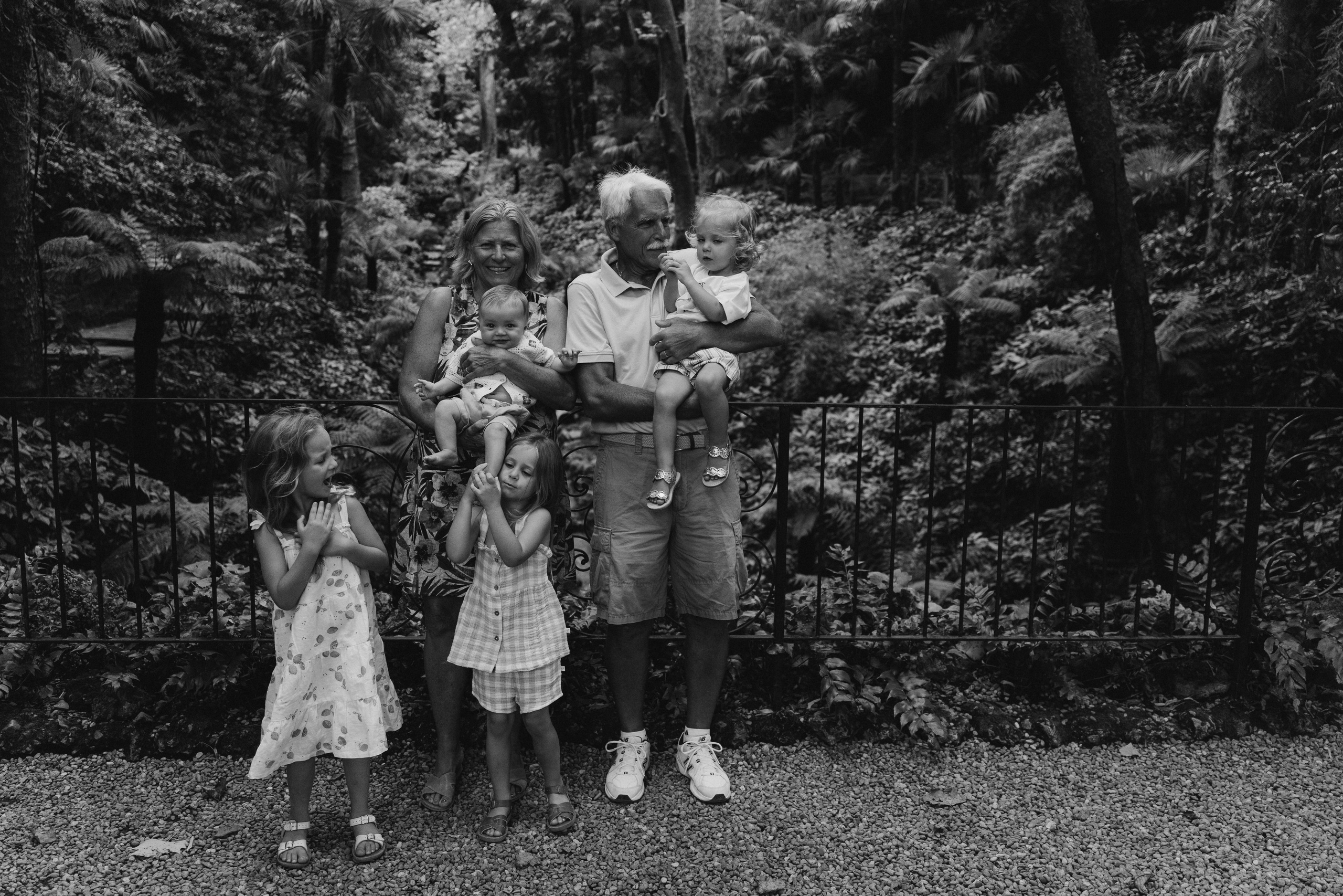 Family moments in Como Lake. PHOTOGRAPHER IN ITALY