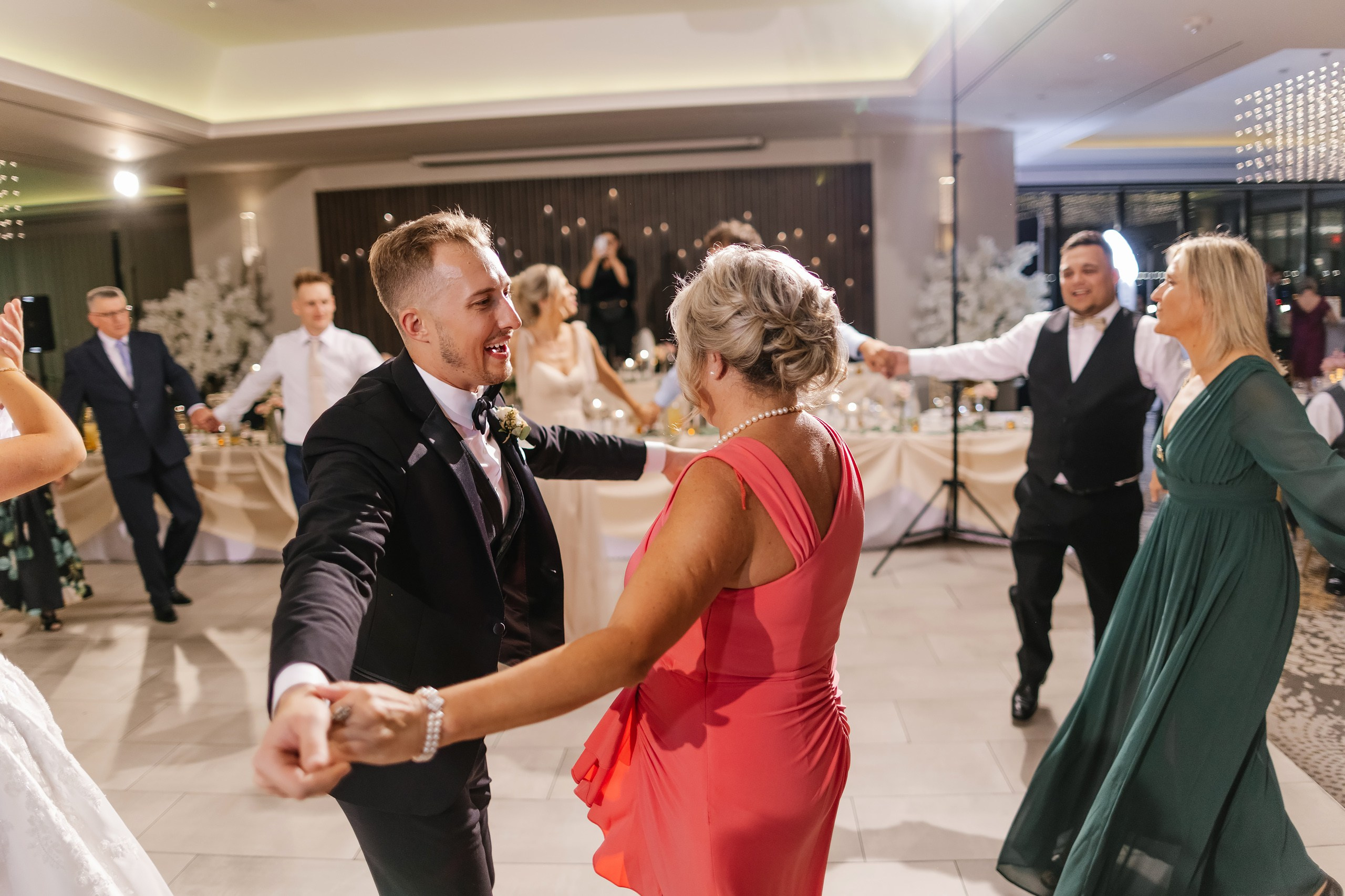 09.06.2025 Wedding. Wedding family event photographer in Chicago Nick Yushevich