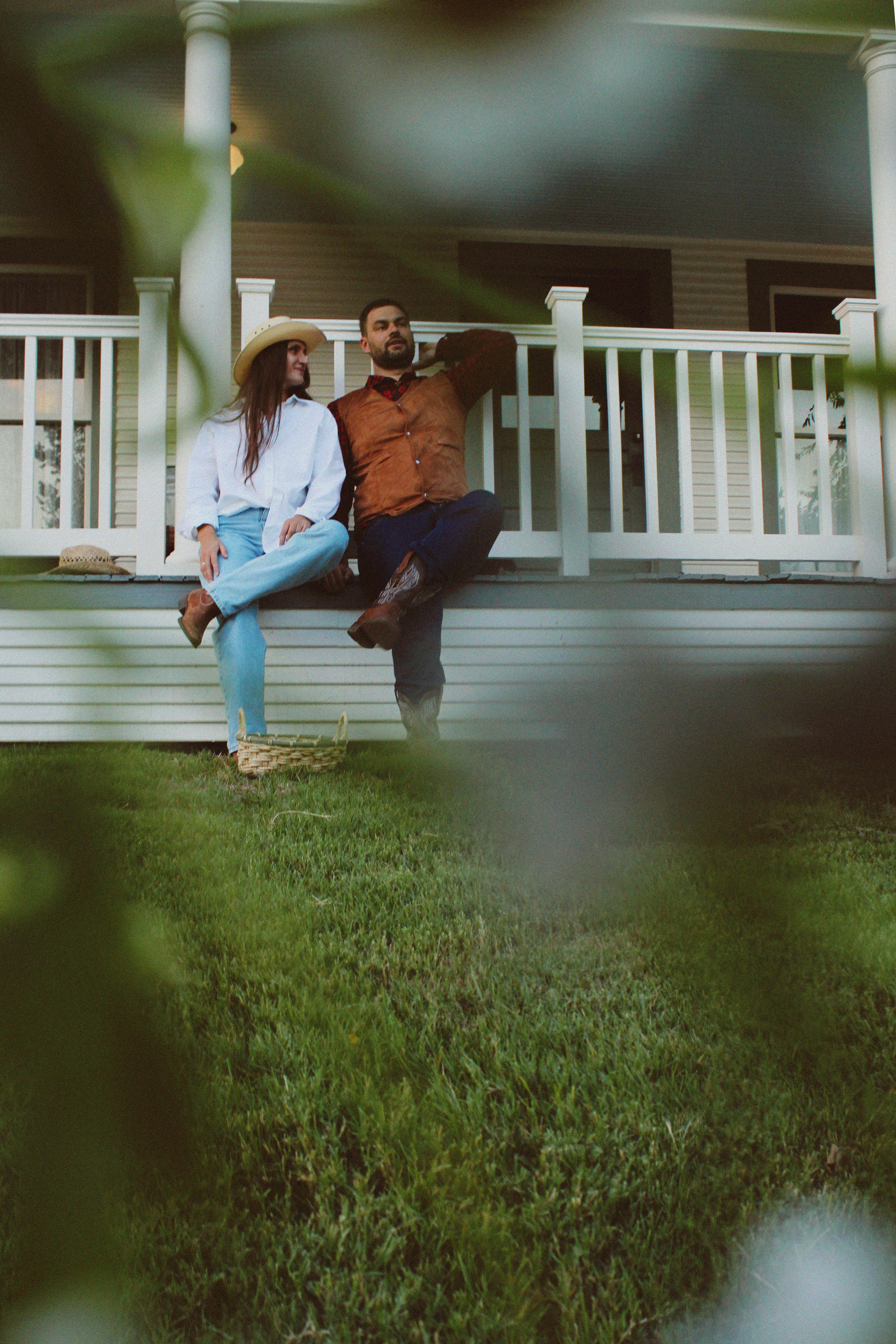 Texas Countryside Family Photoshoot in Cowboy Style. Lana Petrychenko — Portrait & Family Photographer. Valencia, Spain
