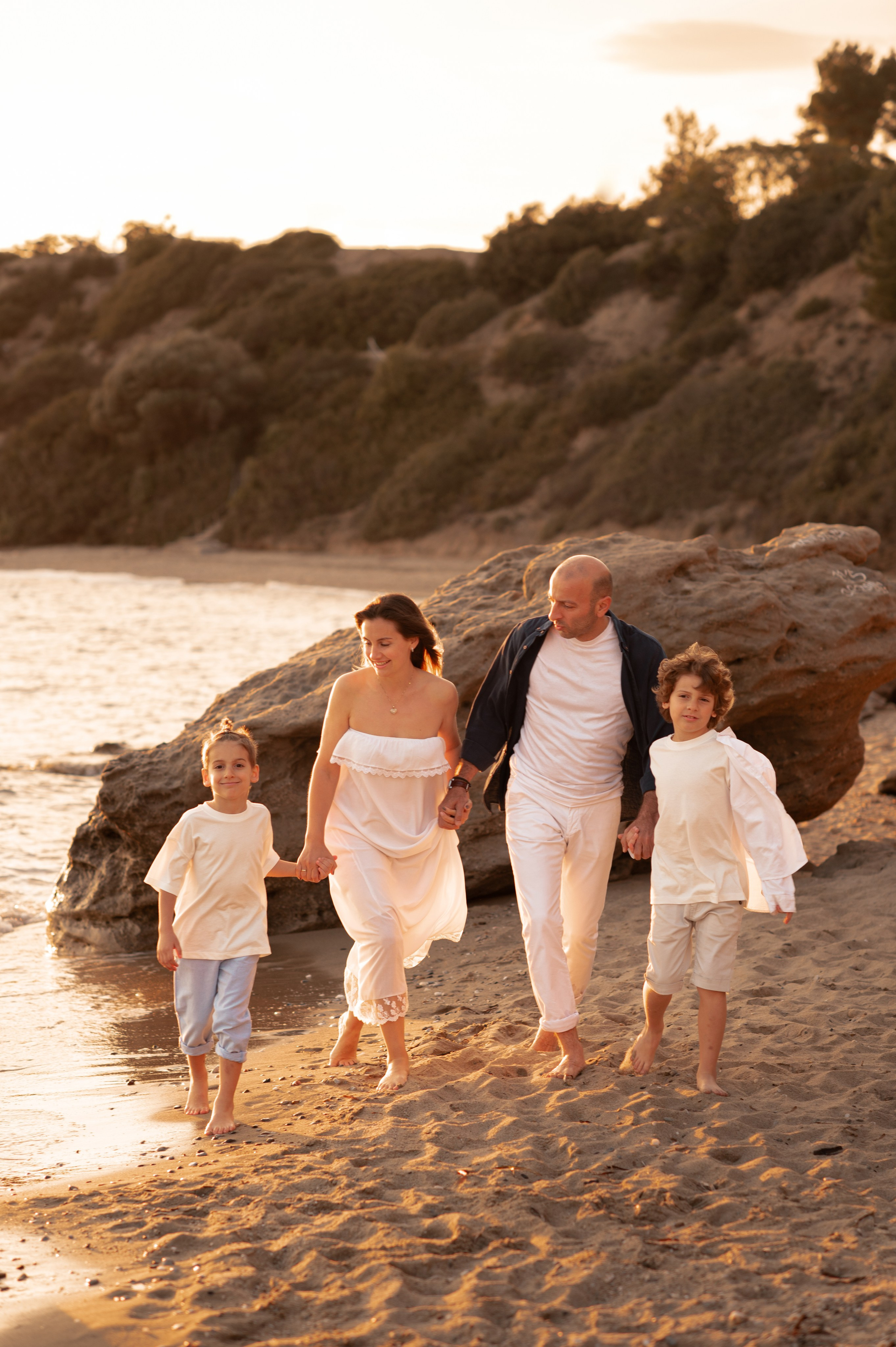 Family Sunset Beach. Семейная, детская, портретная и предметная фотосъемка в Салониках