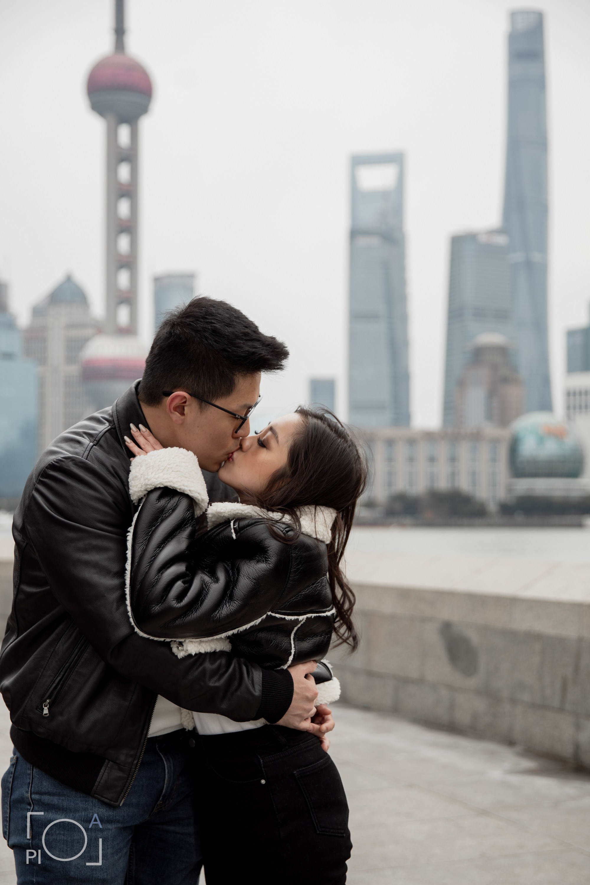 100 поцелуев в Шанхае. Фотограф в Шанхае — Лола Пидлуская