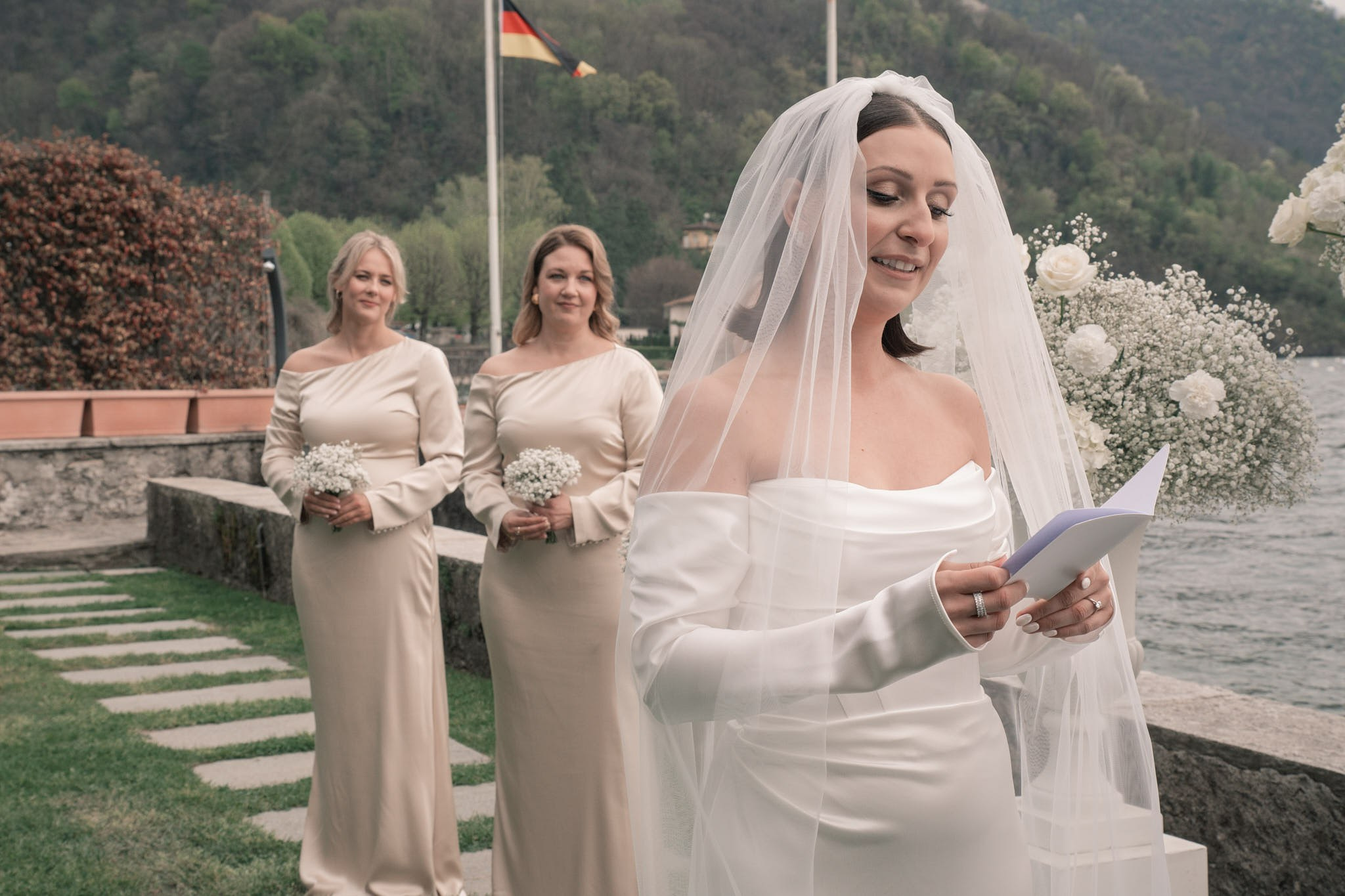 Roxie & Richard Wedding. Fotografo matrimonio Lago di Como Ferrari Media Production