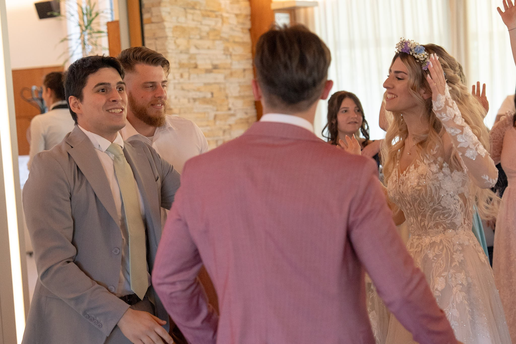 Angelo & Claudia. Fotografo matrimonio Lago di Como Ferrari Media Production