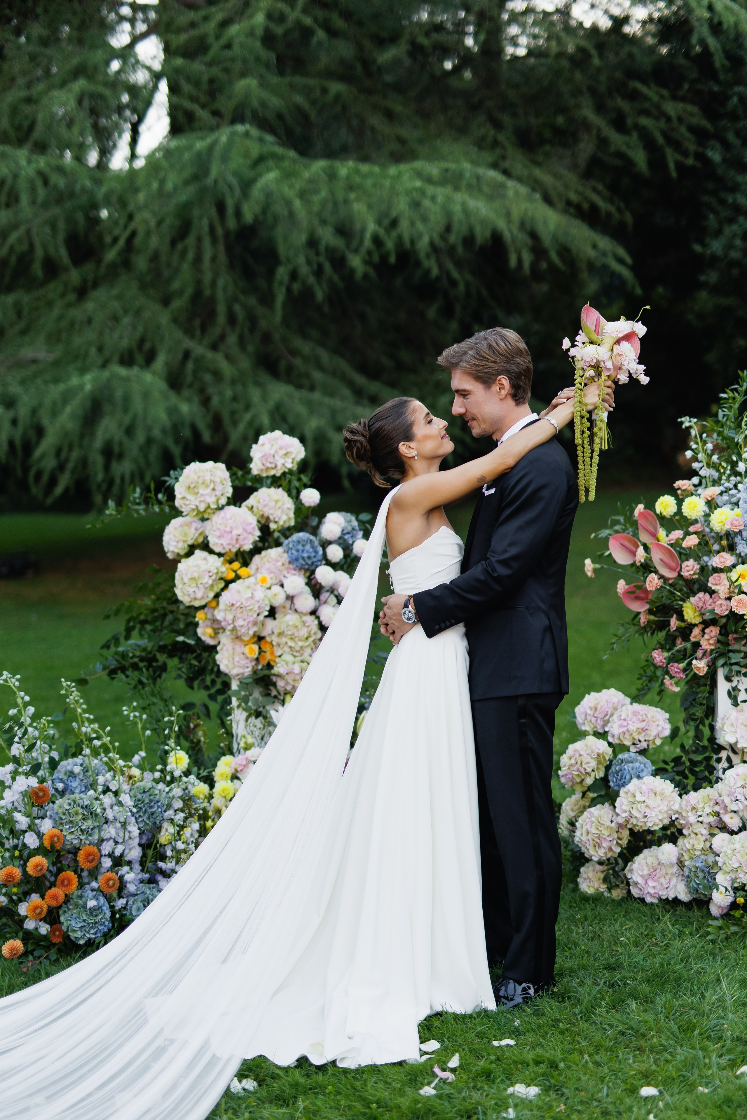 Wedding Photographer Lake Maggiore Como Italy. Wedding Photographer Rome Tuscany Como Sicily Puglia Amalfy Italy- Oksana Savenchuk