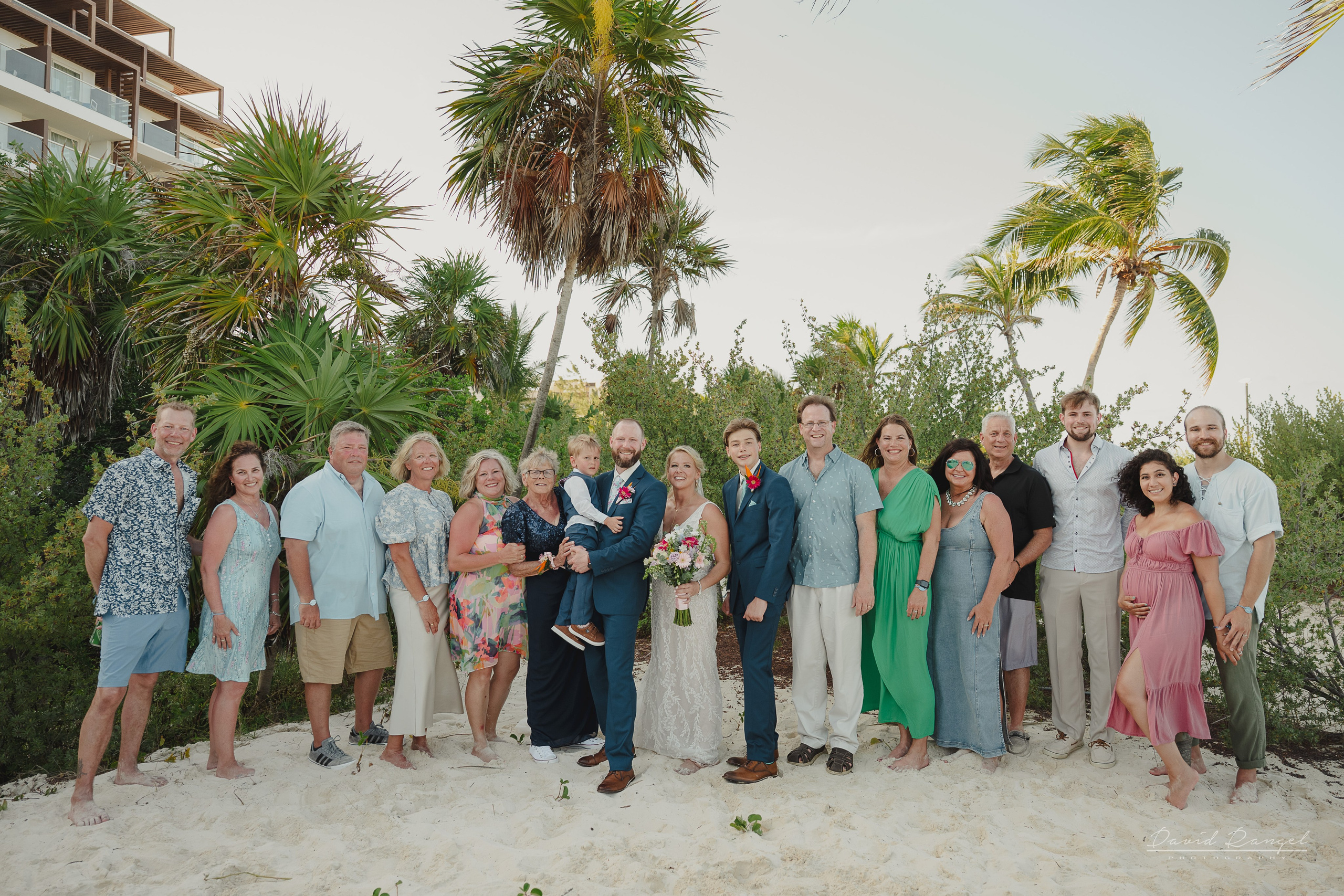 Destination Wedding at Royalton Splash Riviera Cancun. Destination wedding photographer based in Cancun and Riviera Maya with service worldwide